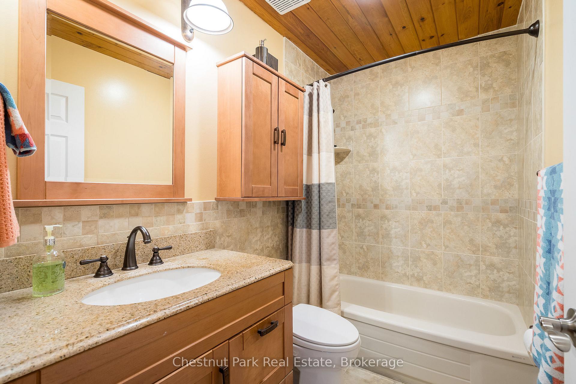 4 Bedroom Single Family Home/House's Image 33