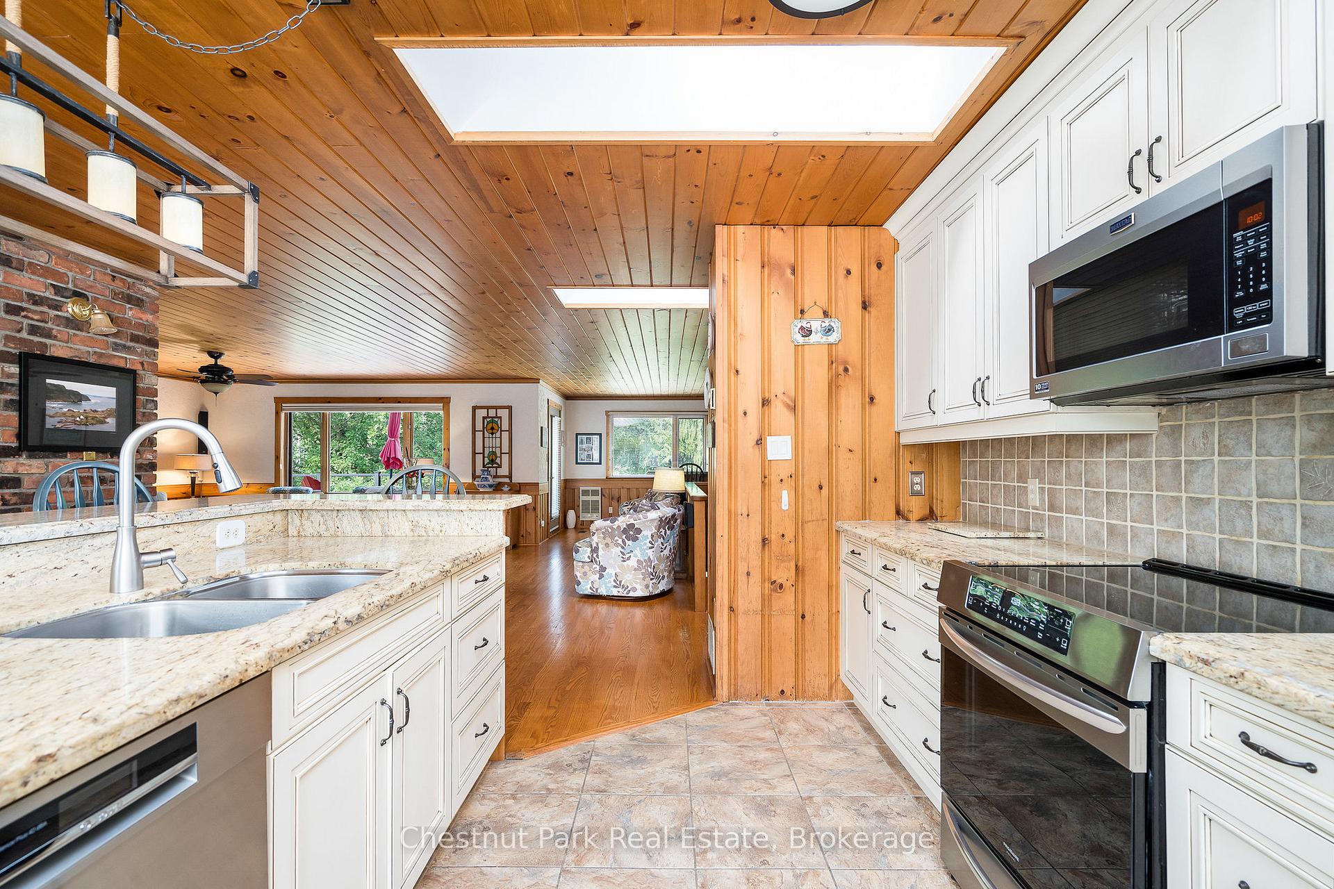 4 Bedroom Single Family Home/House's Image 18