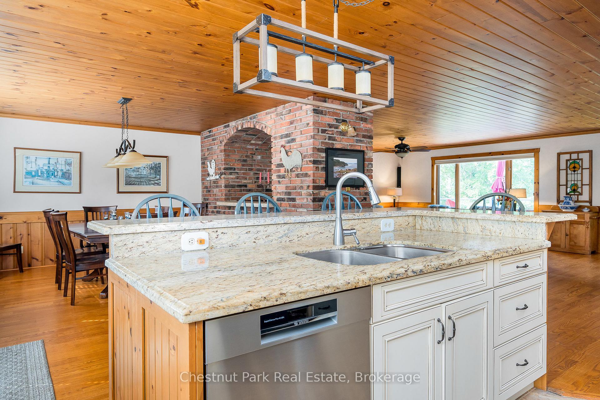 4 Bedroom Single Family Home/House's Image 17