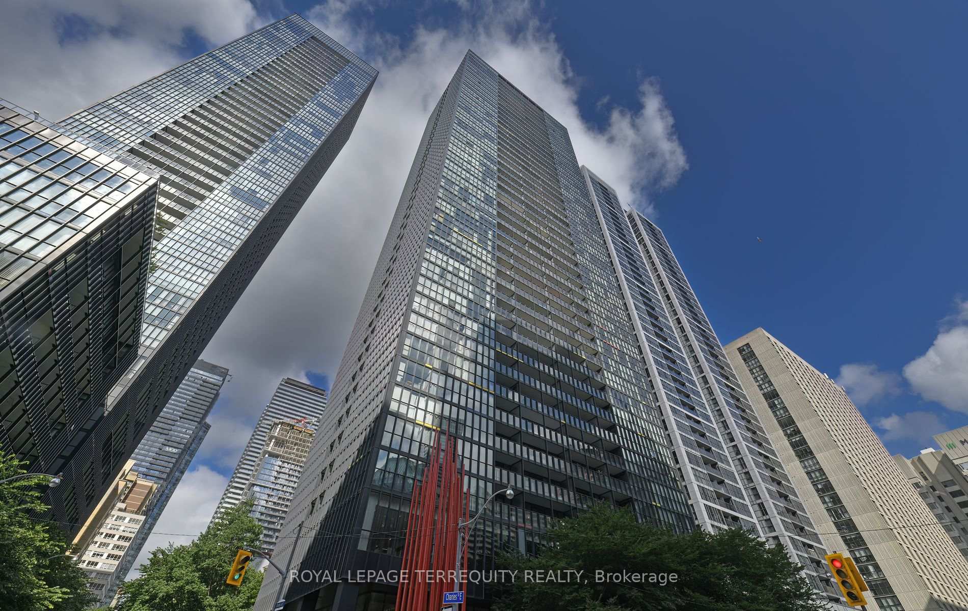 2710 - 110 Charles Street E Toronto Ontario Canada Rent residential Yuriy Balko Royal LePage Terrequity Realty Brokerage*
