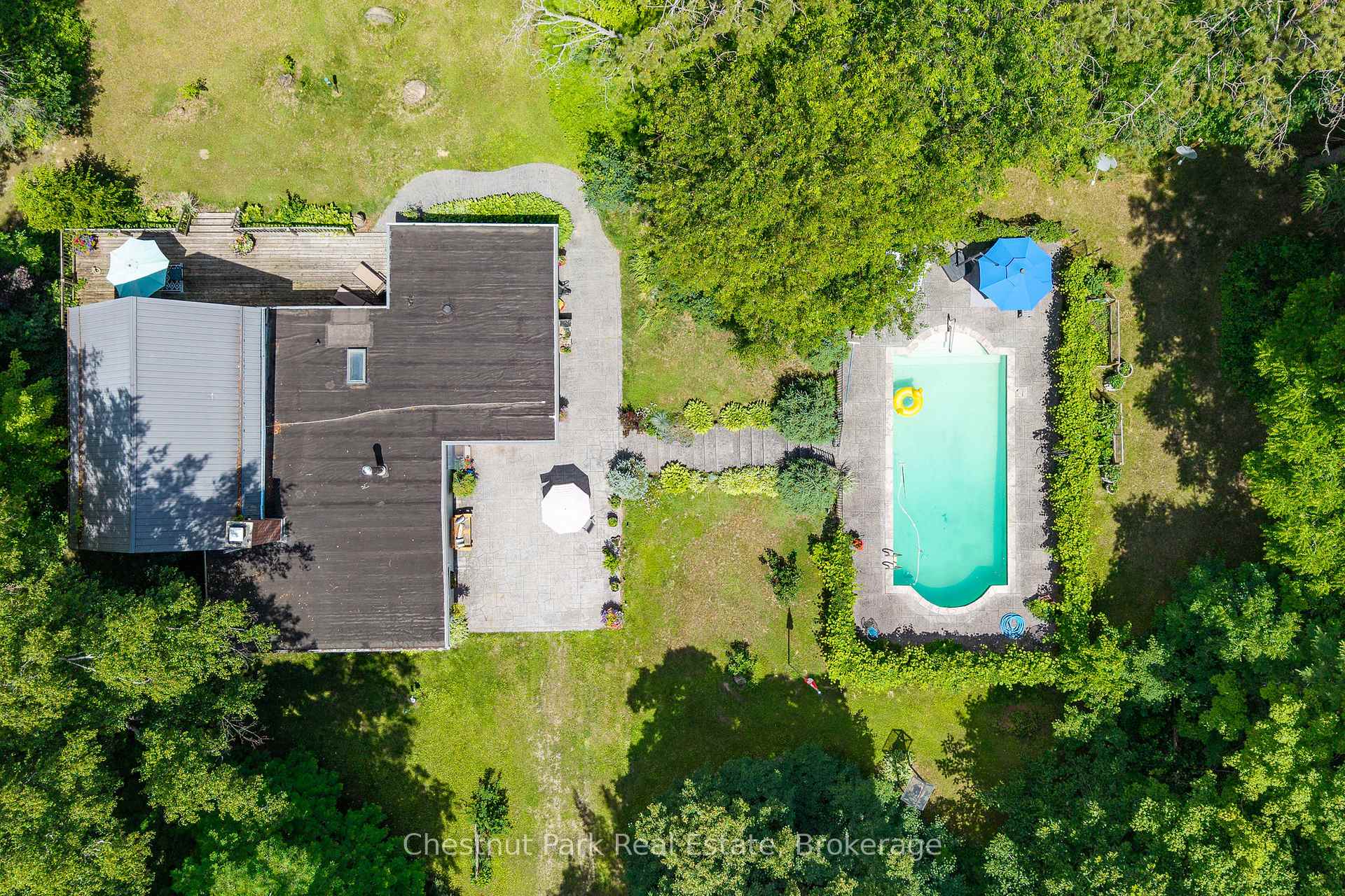 4 Bedroom Single Family Home/House's Image 34