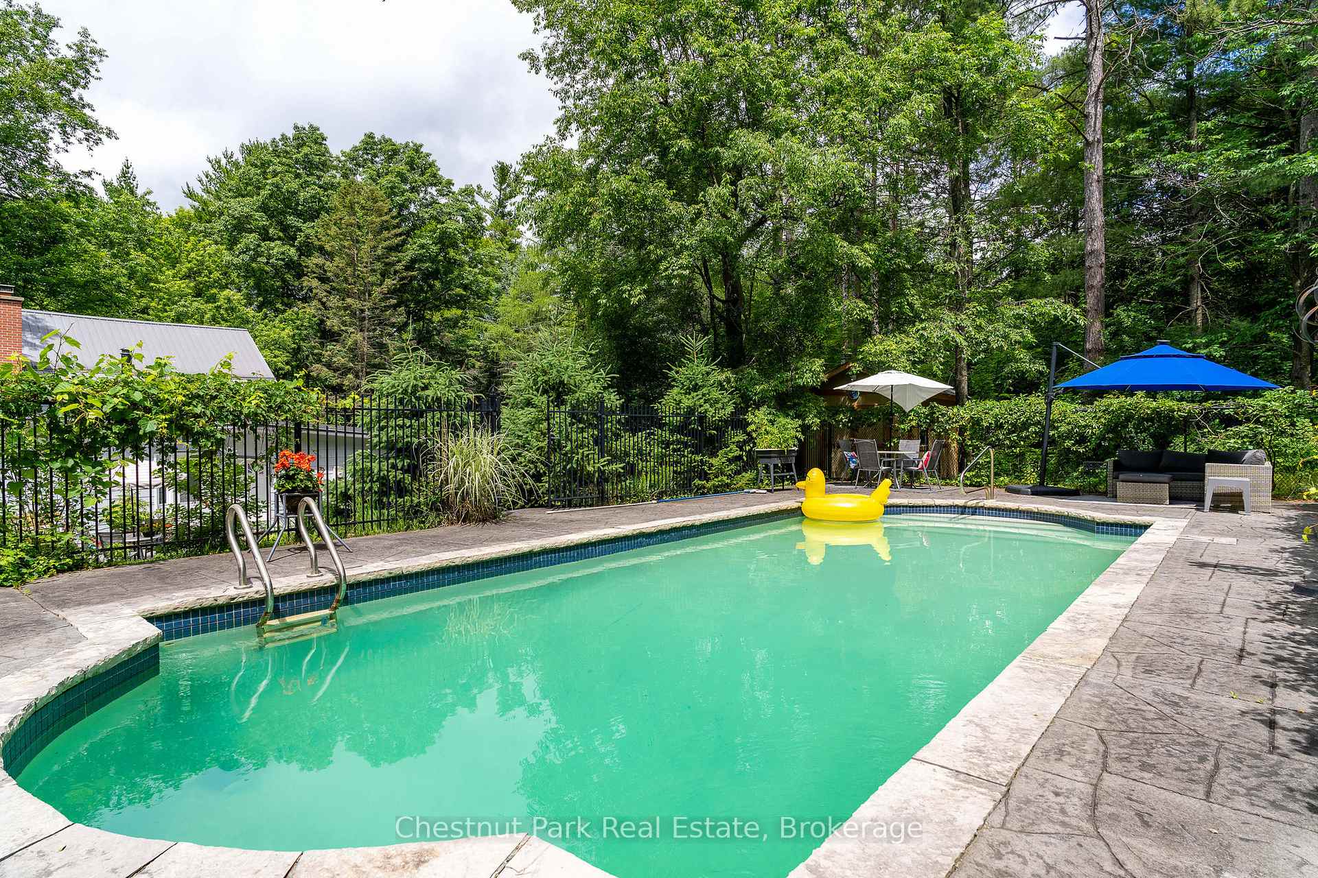 4 Bedroom Single Family Home/House's Image 18