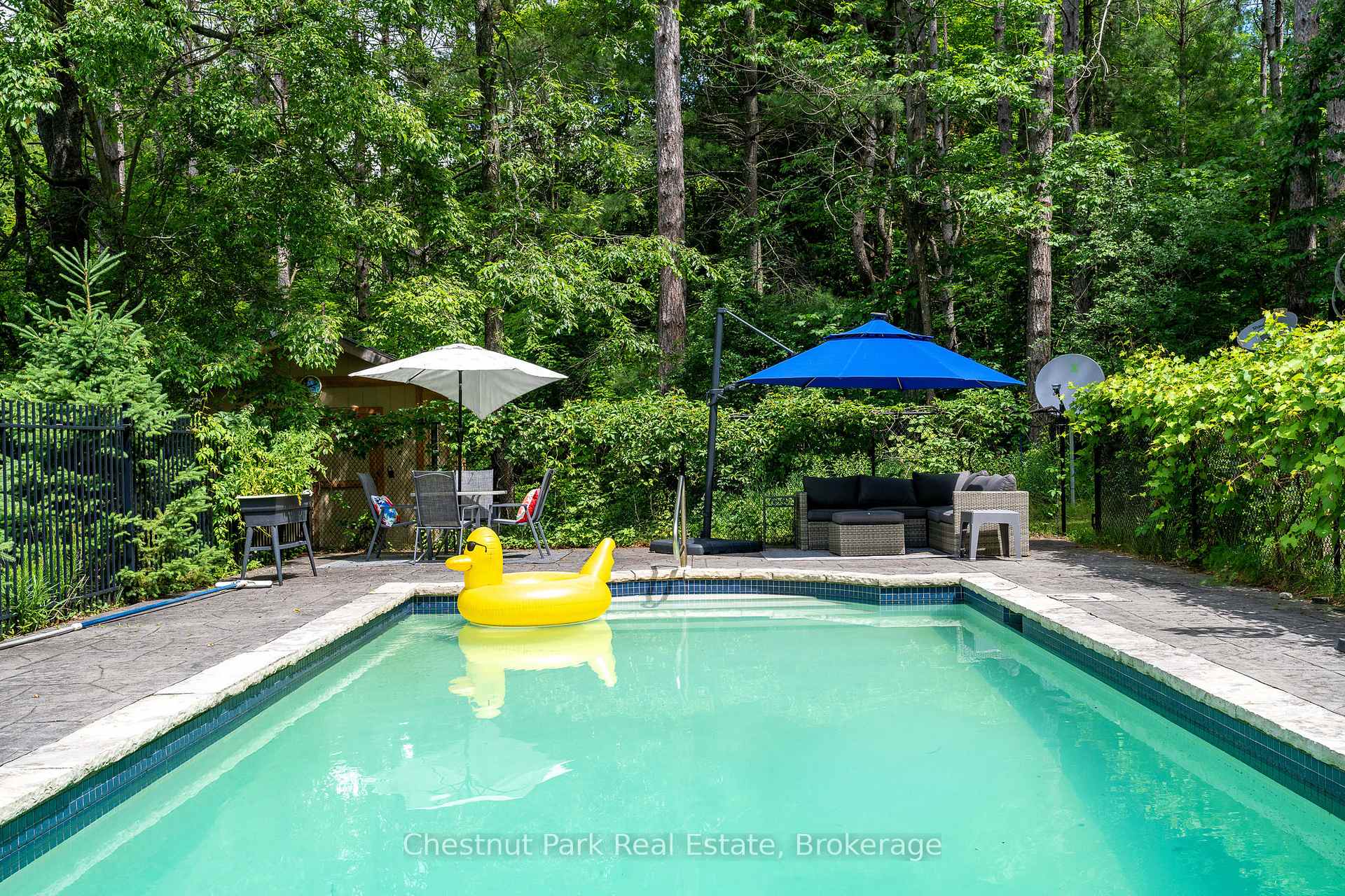 4 Bedroom Single Family Home/House's Image 17