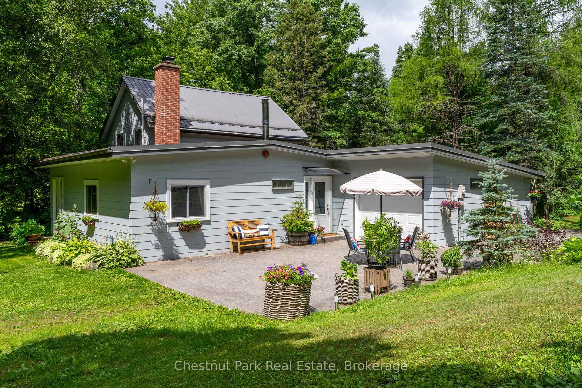 4 Bedroom Single Family Home/House's Image 6