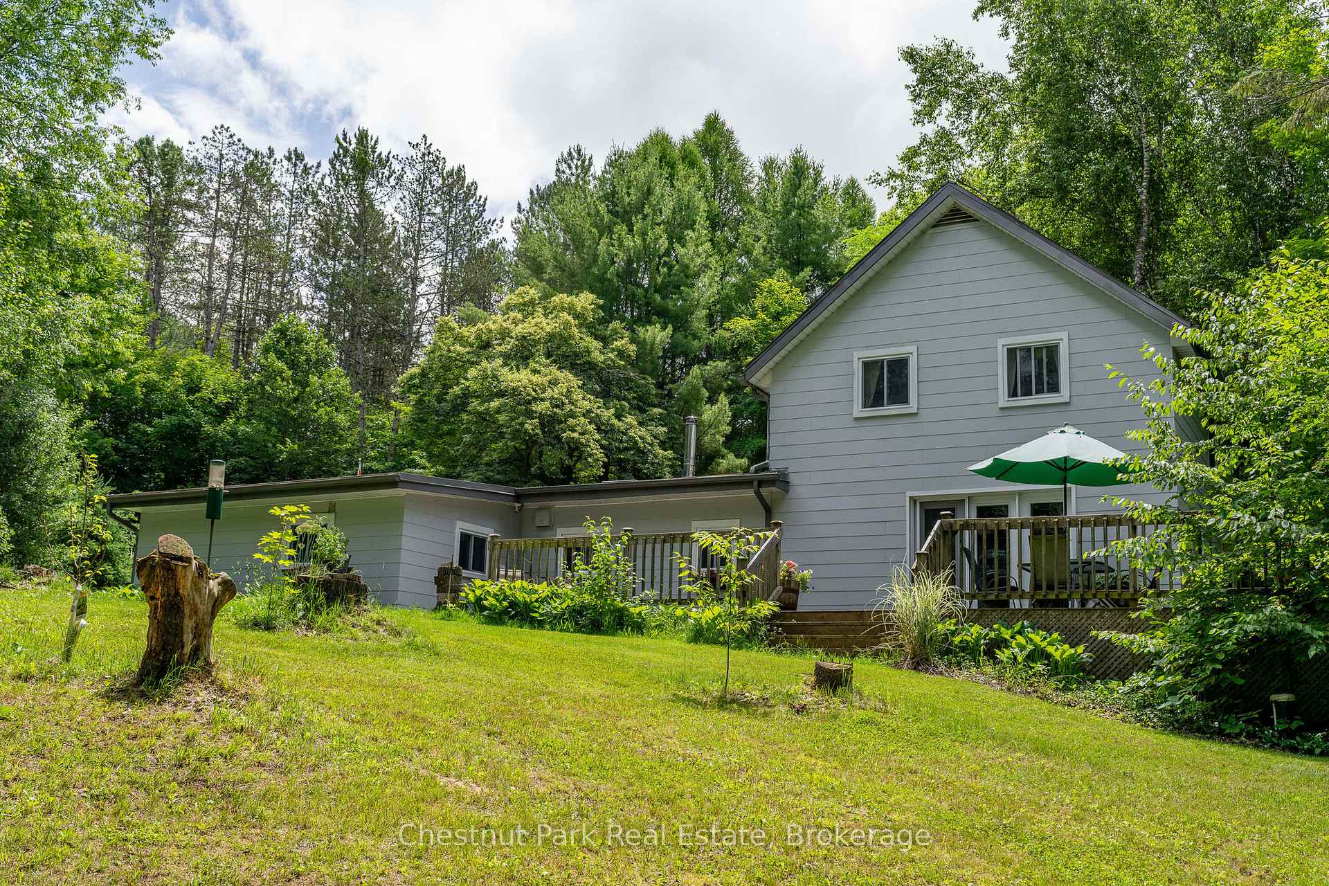 4 Bedroom Single Family Home/House's Image 4