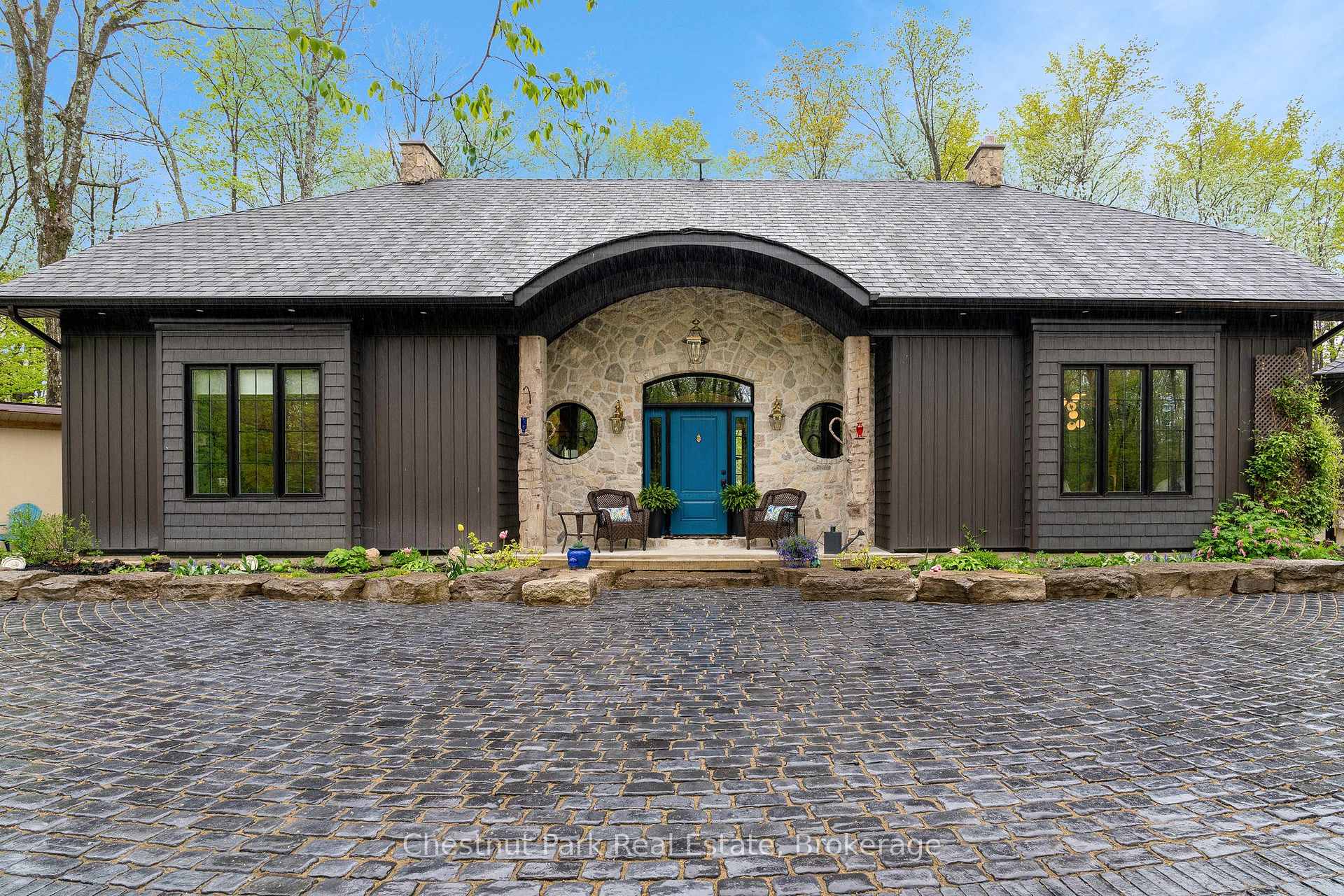 3 Bedroom Single Family Home/House's Image 29