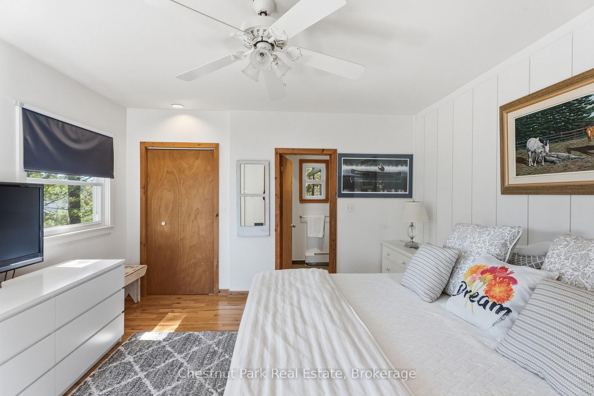 10 Bedroom Single Family Home/House's Image 41