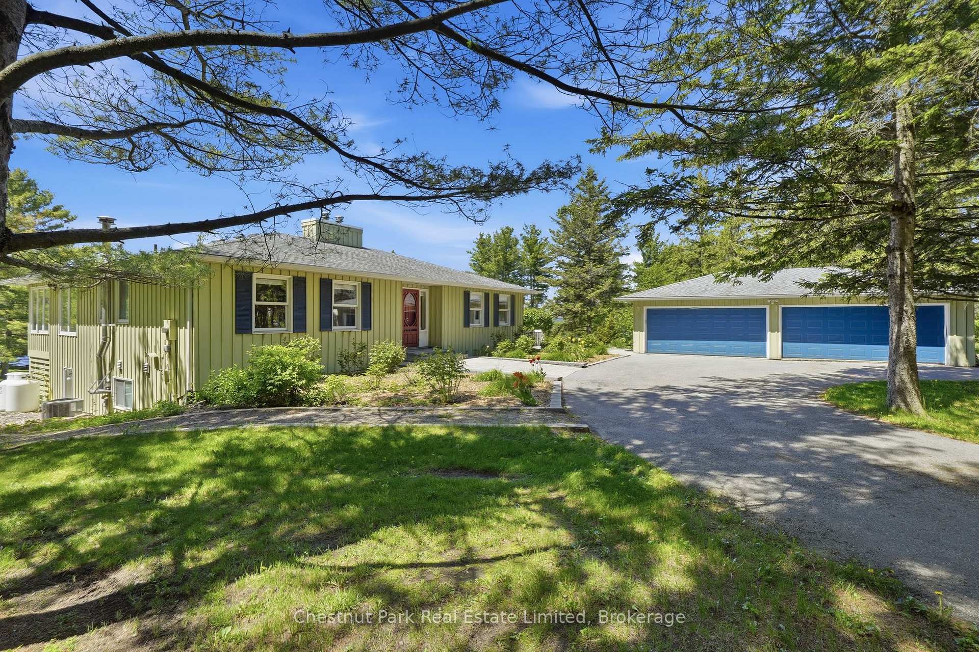 3 Bedroom Single Family Home/House's Image 35