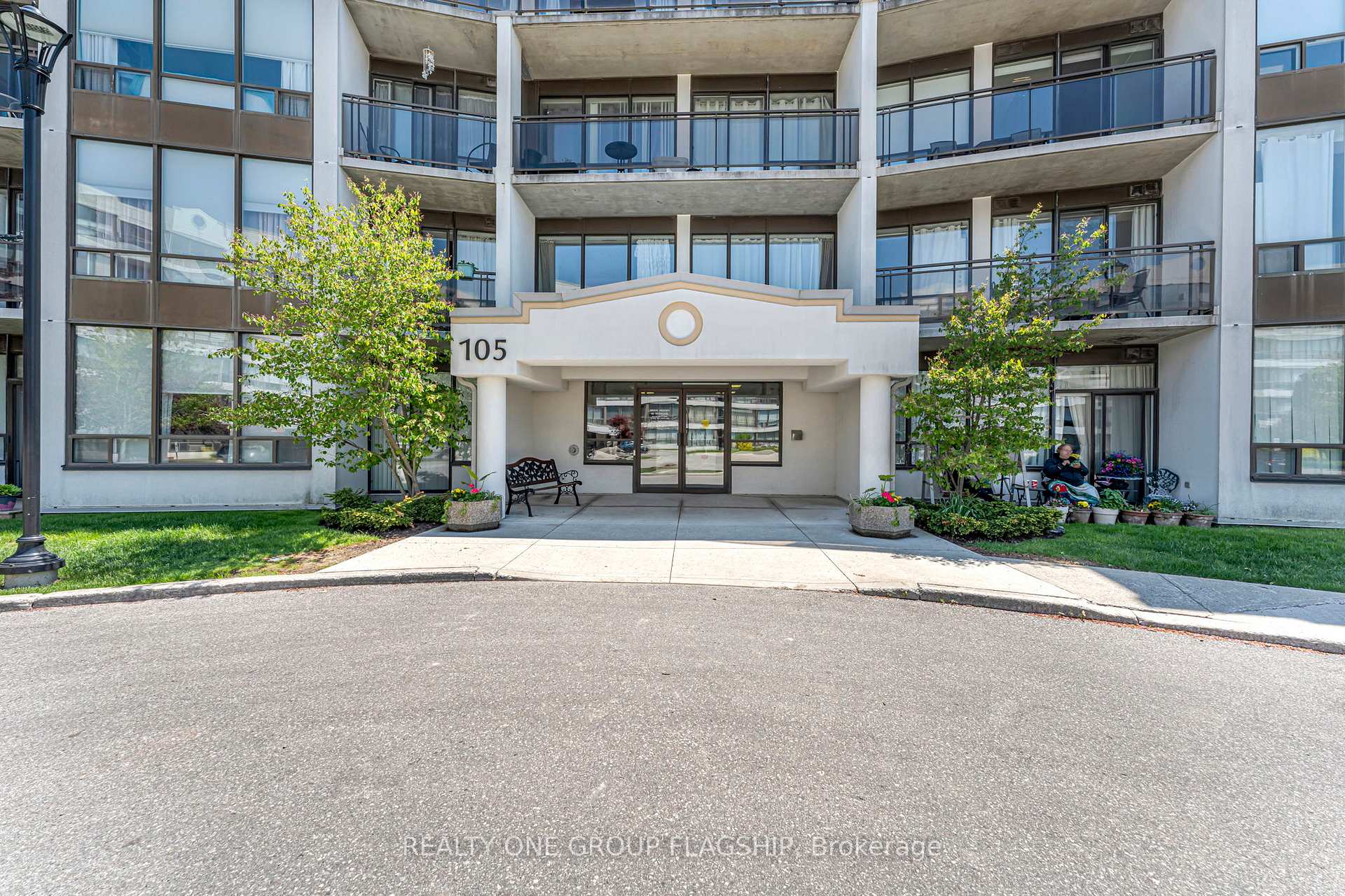 410 - 105 Bagot Street Guelph Ontario Canada Sale residential Hazem Zienelabdeen Realty ONE Group Flagship