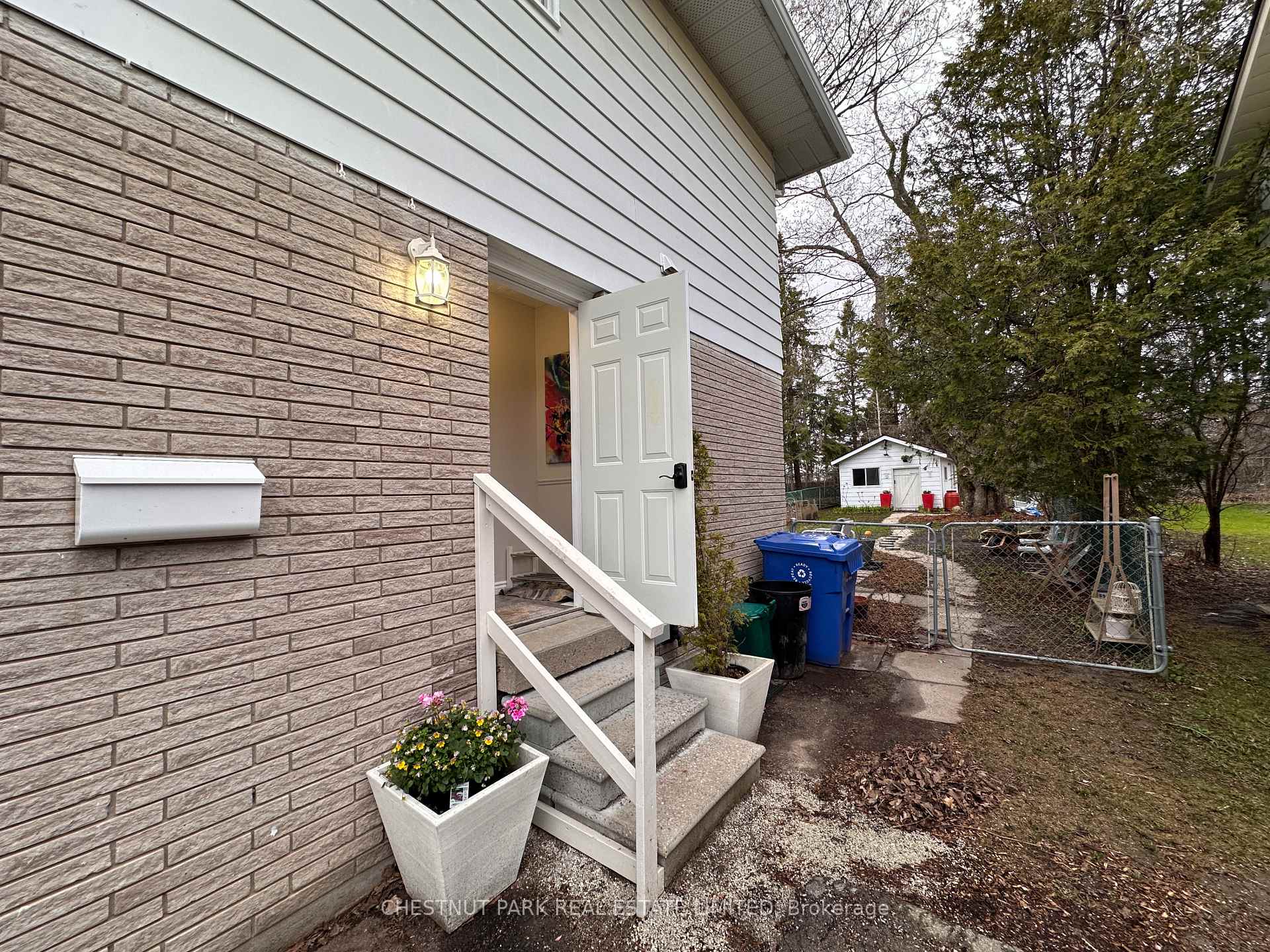 4 Bedroom Single Family Home/House's Image 27