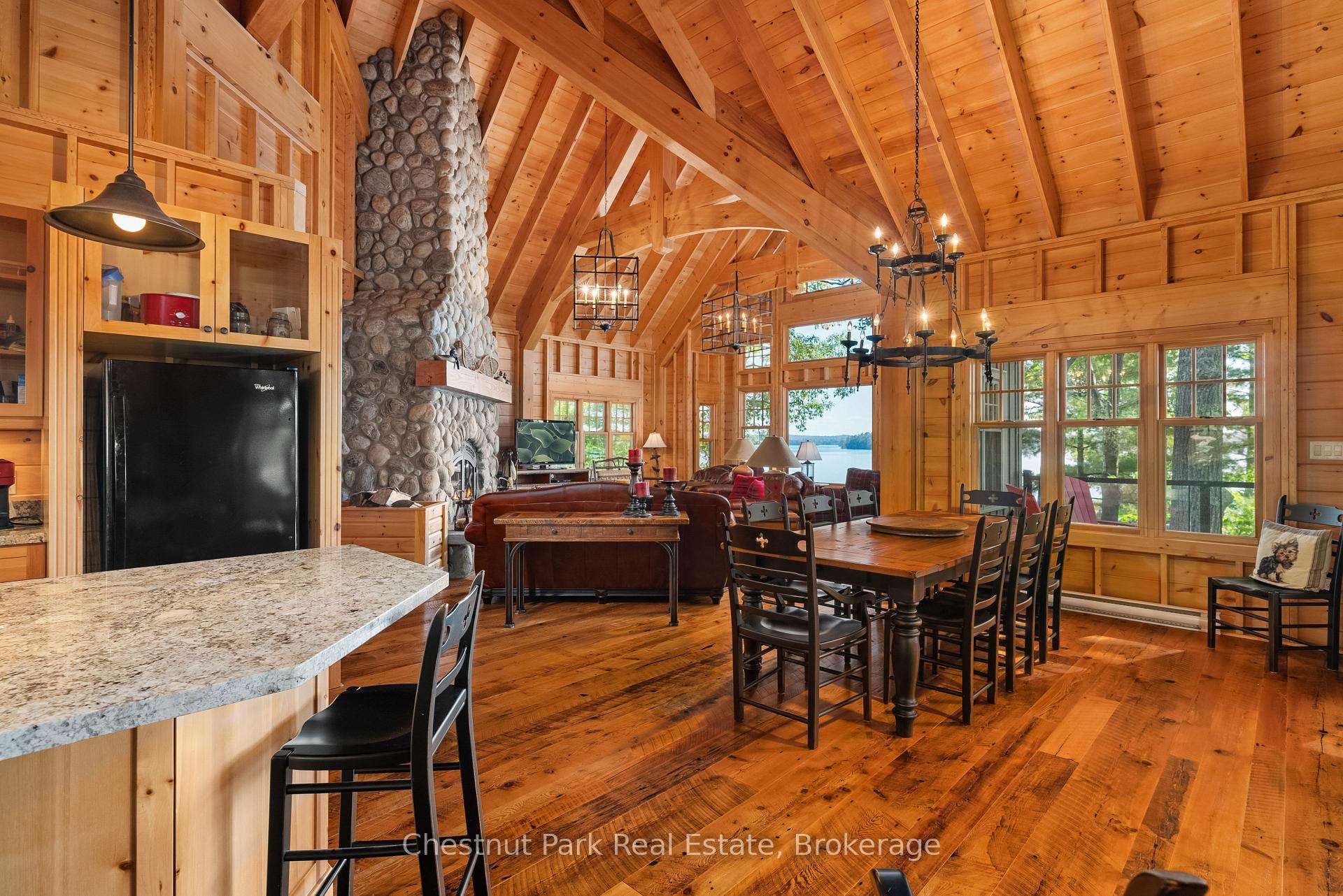 4 Bedroom Single Family Home/House's Image 3
