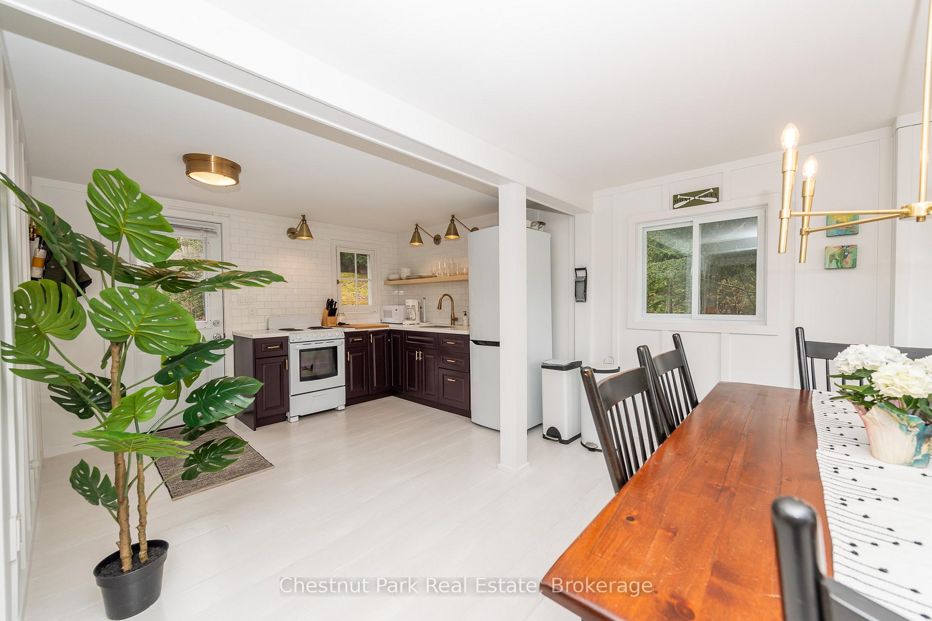 2 Bedroom Single Family Home/House's Image 4