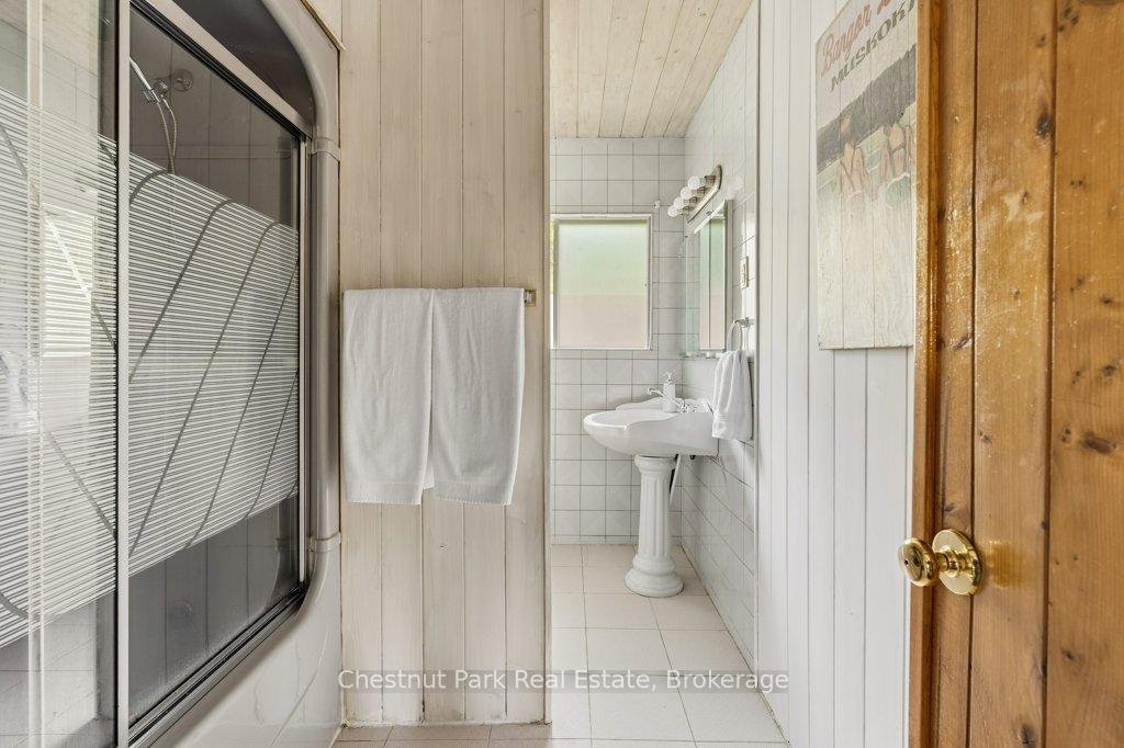 3 Bedroom Single Family Home/House's Image 24