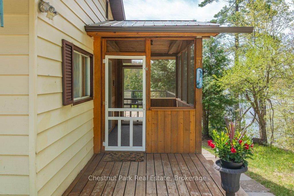 3 Bedroom Single Family Home/House's Image 10