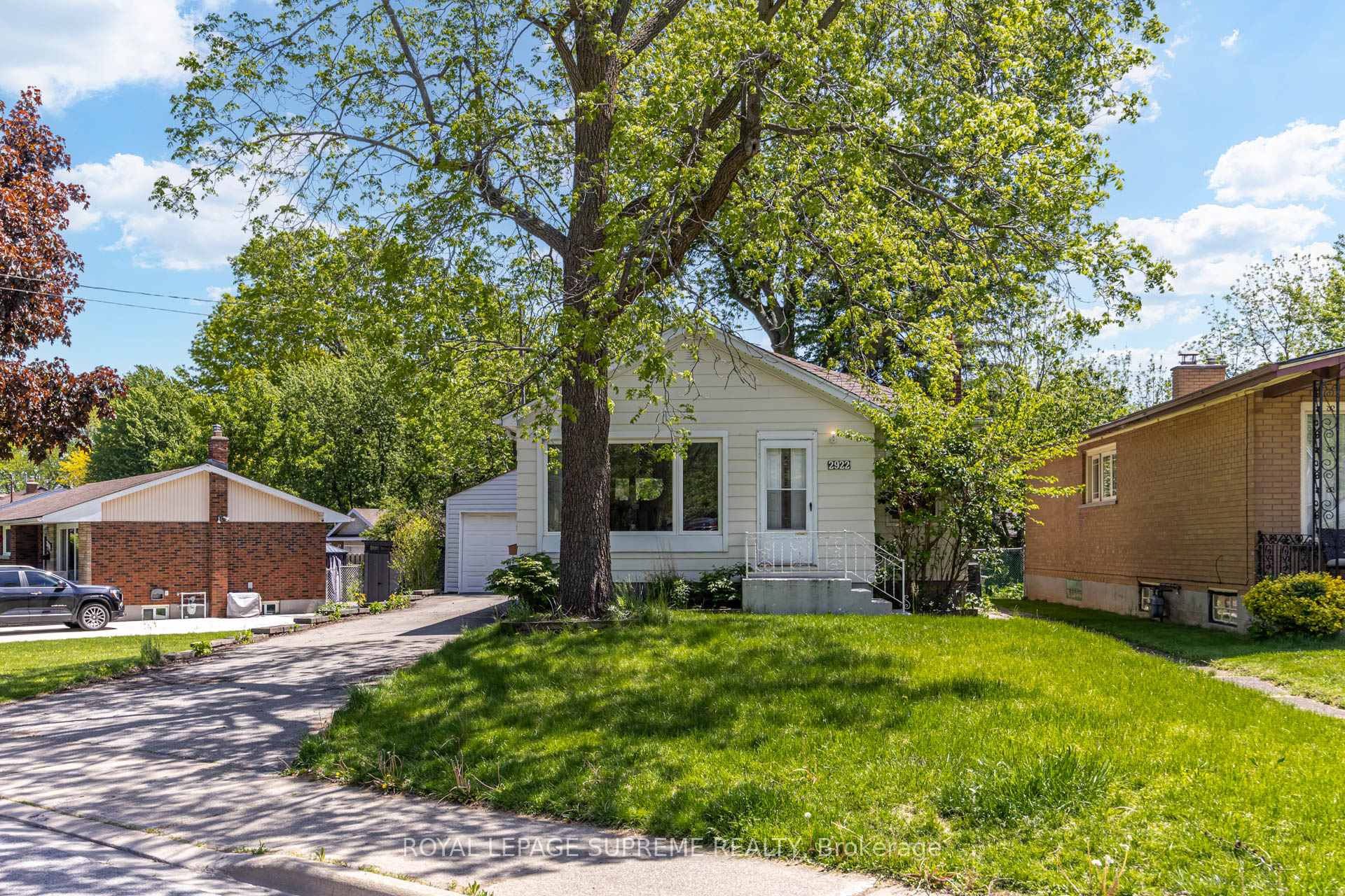 2922 Portage Road Niagara Falls Ontario Canada Sale residential Joselle Alves iCloud Realty Ltd. 