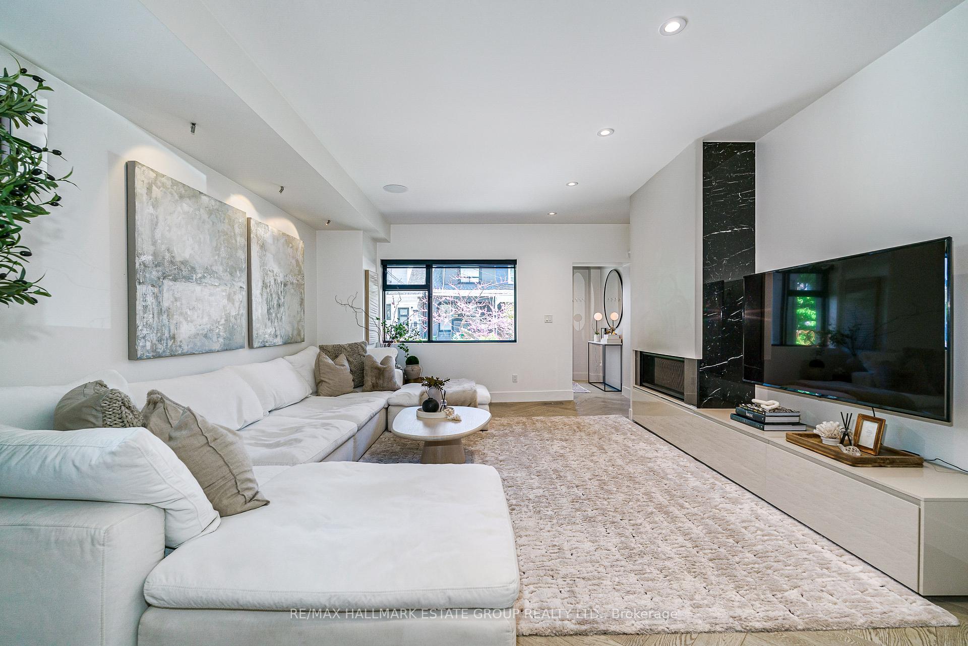 36 Kent Road Toronto Ontario Canada Sale residential   Bruce Murray - Real Estate Homeward, Brokerage