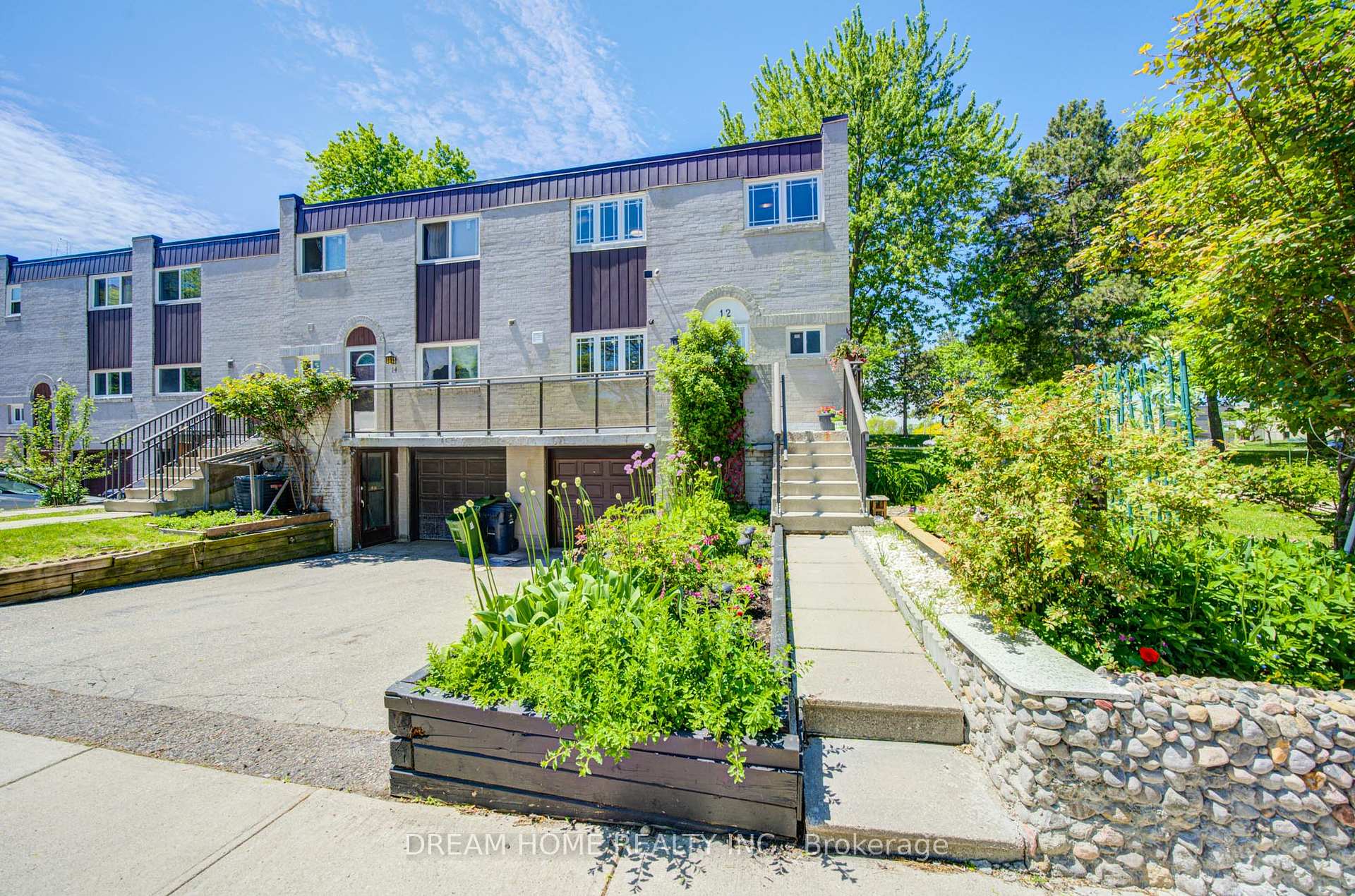 12 Bonis Avenue Toronto Ontario Canada Sale residential Bob Bahreinian Re/Max Connect Realty, Brokerage*