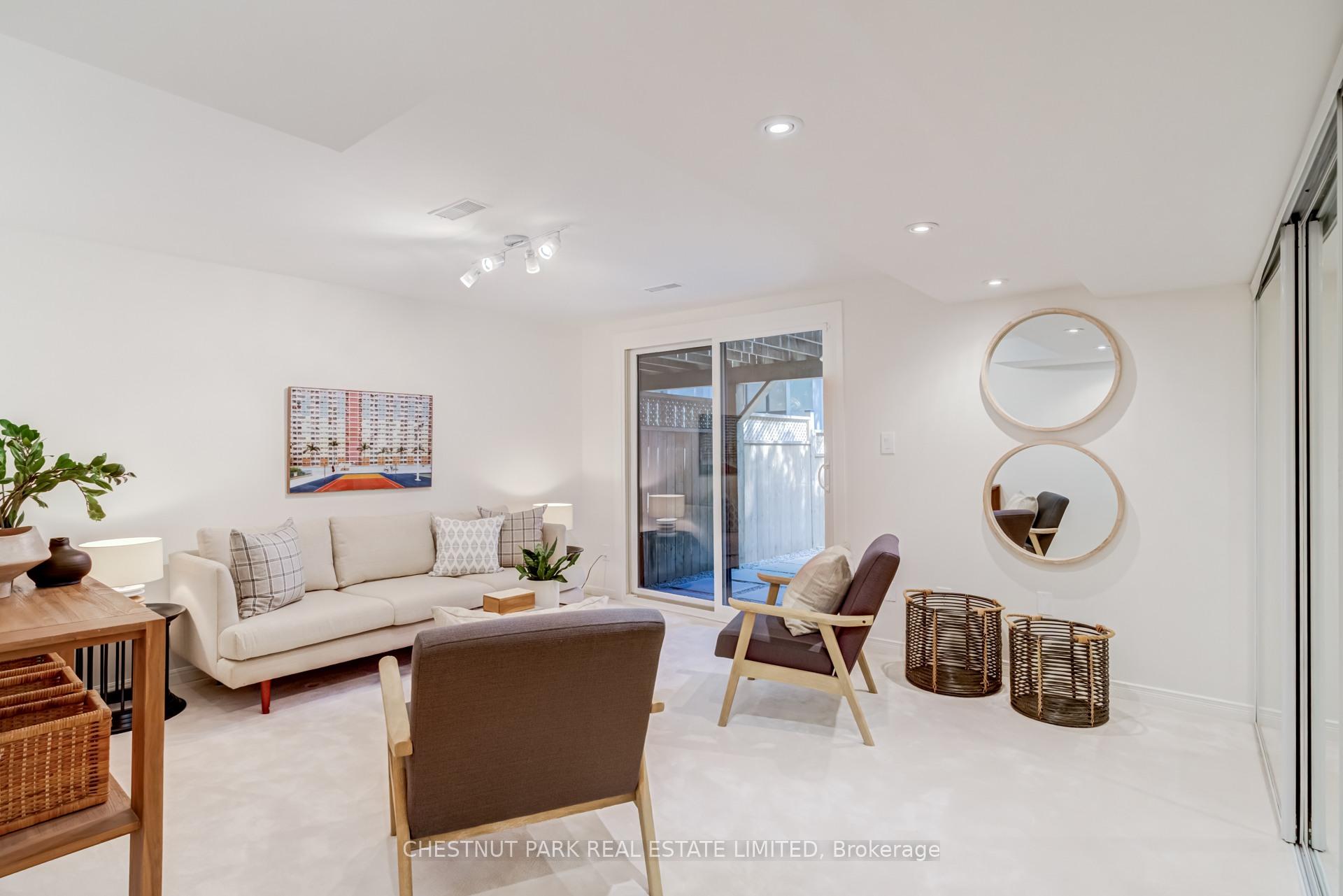4 Bedroom Apartment/Flat's Image 31