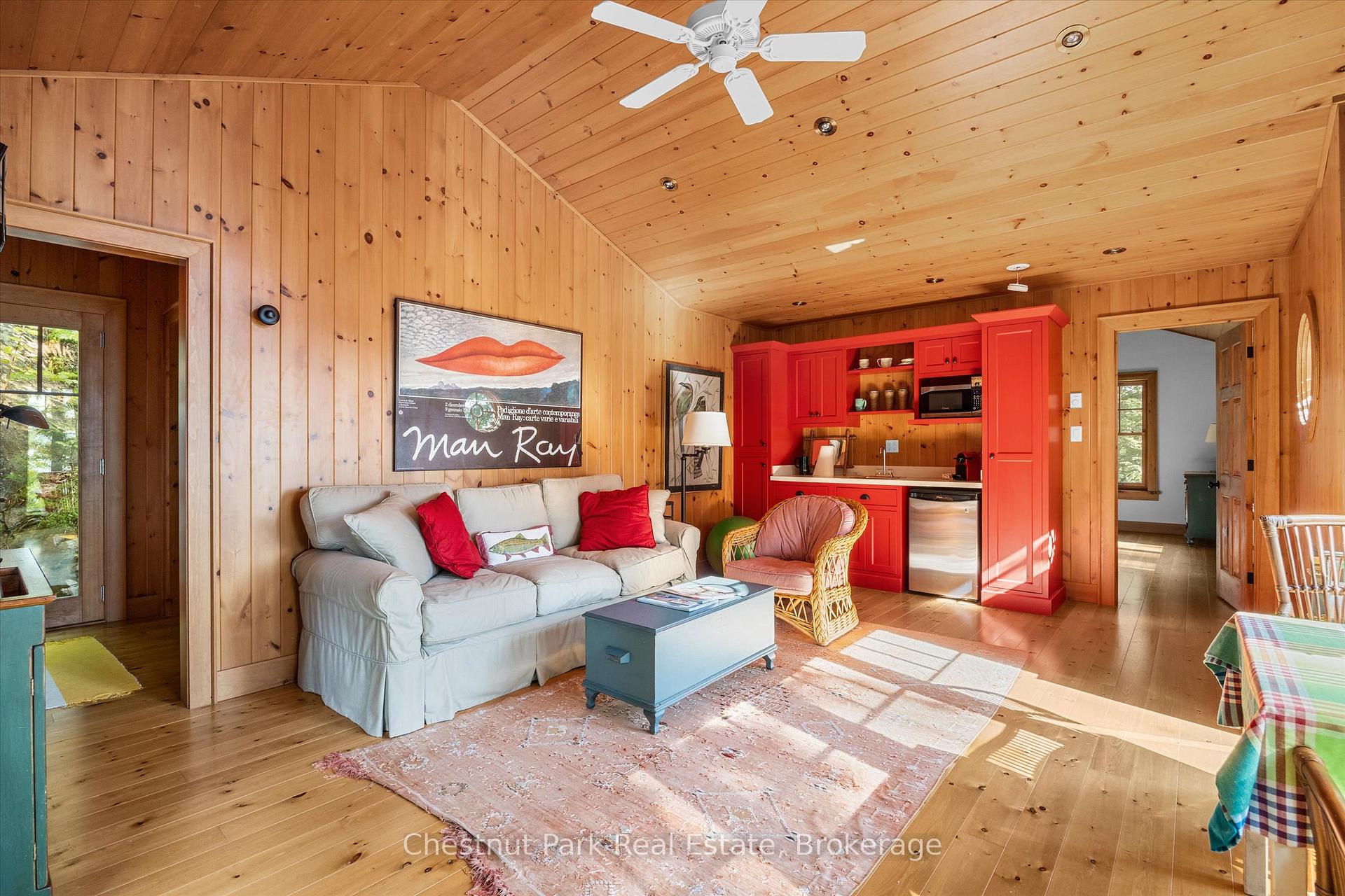 5 Bedroom Single Family Home/House's Image 25