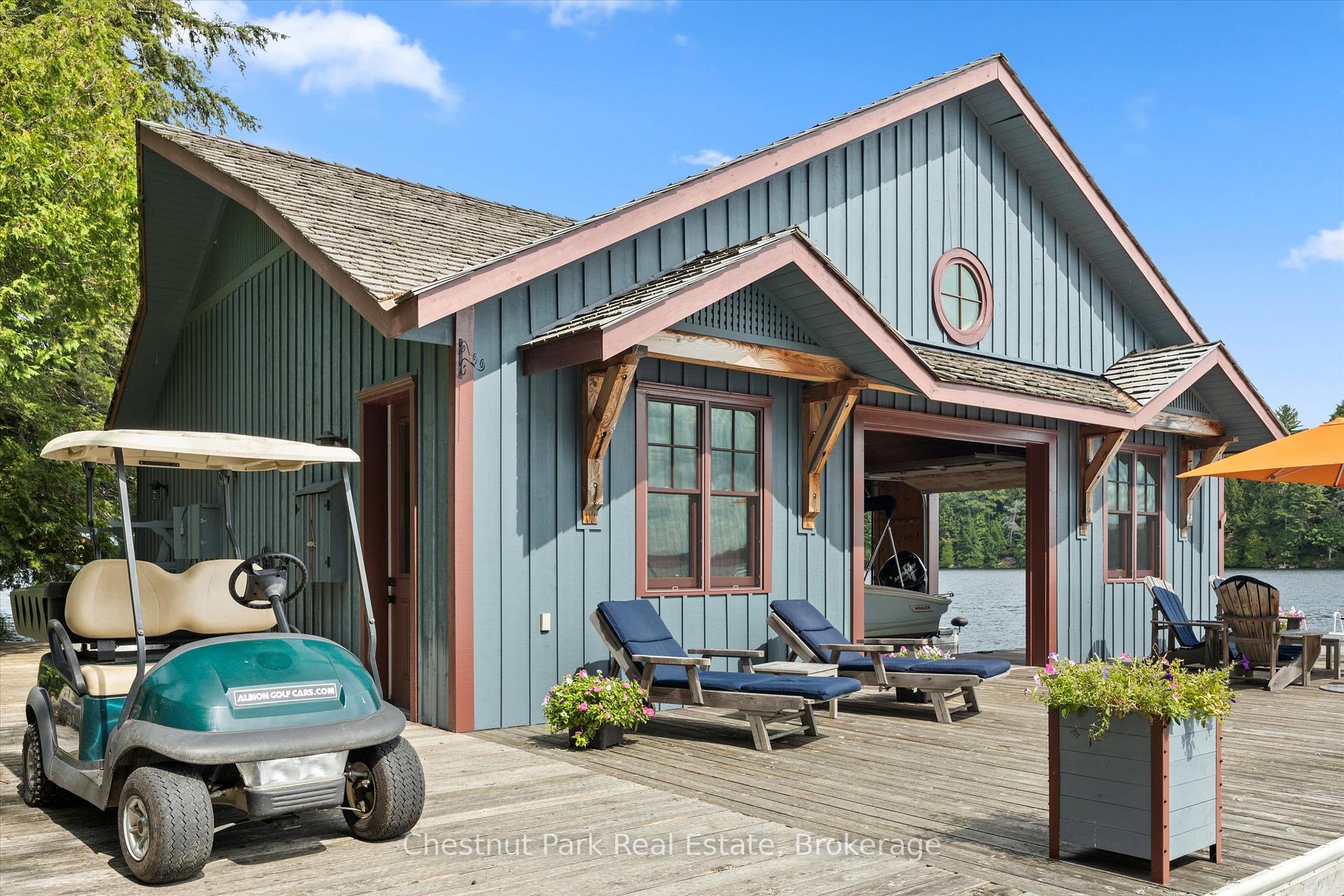 5 Bedroom Single Family Home/House's Image 33