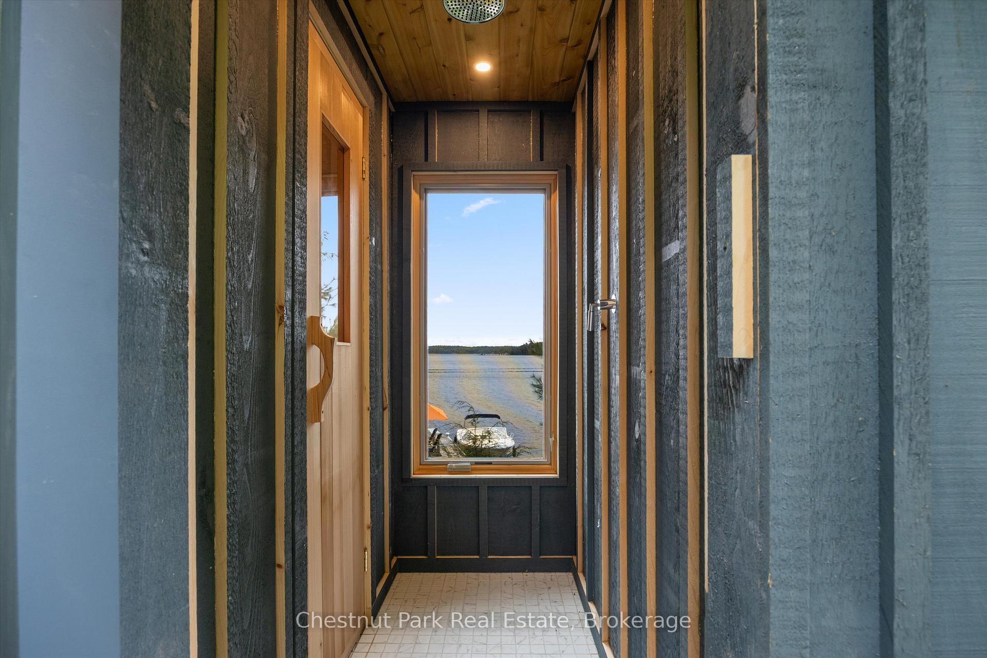 5 Bedroom Single Family Home/House's Image 29