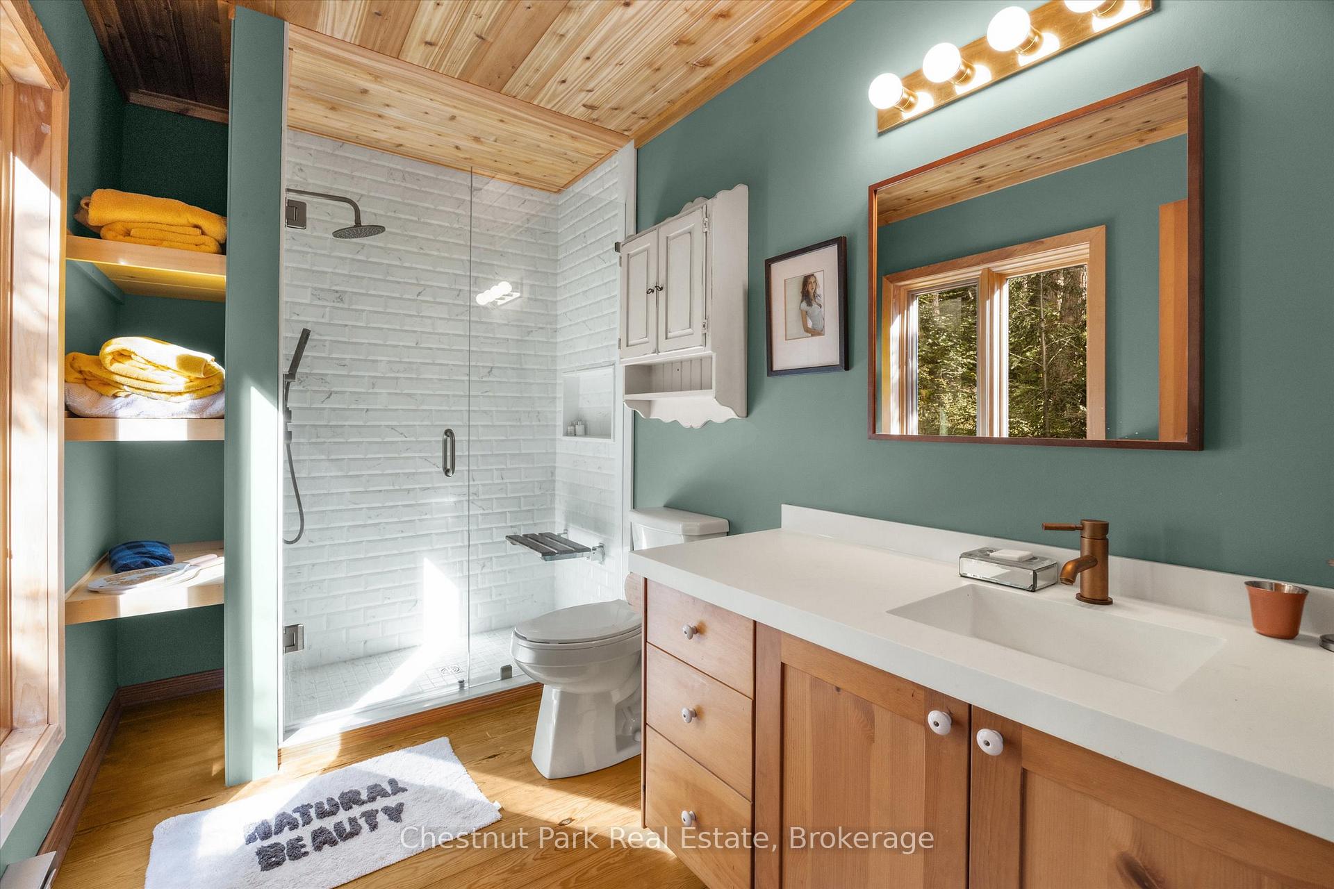 5 Bedroom Single Family Home/House's Image 24