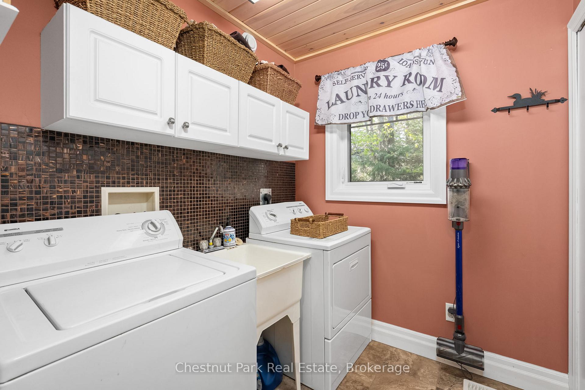 3 Bedroom Single Family Home/House's Image 38