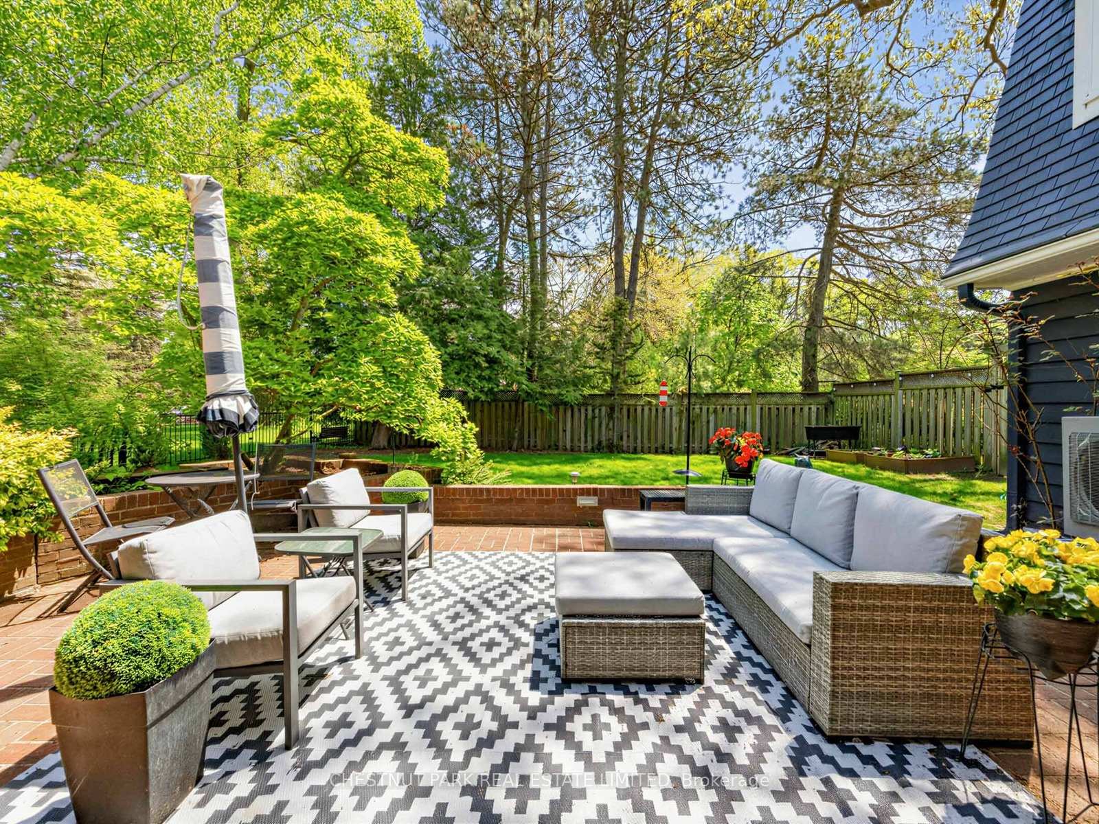 4 Bedroom Single Family Home/House's Image 32