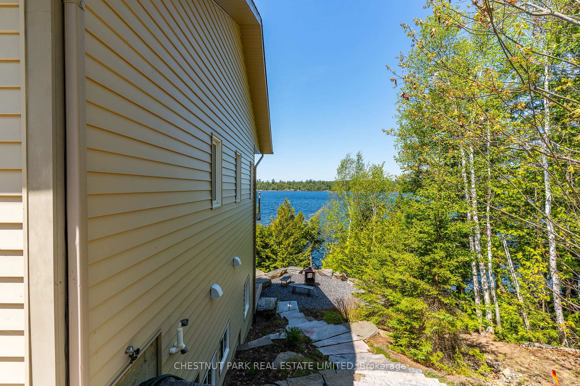 4 Bedroom Single Family Home/House's Image 25