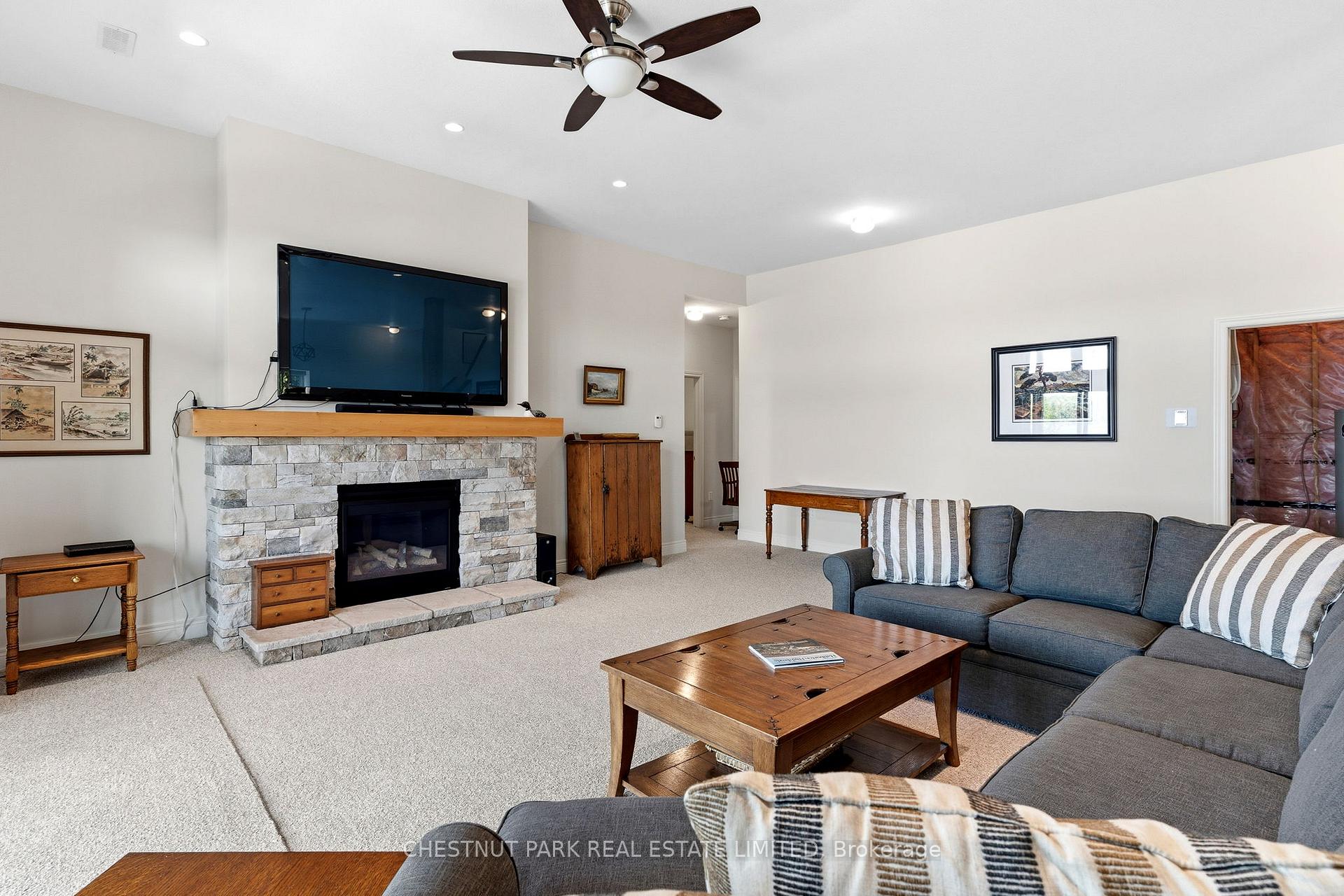 4 Bedroom Single Family Home/House's Image 22