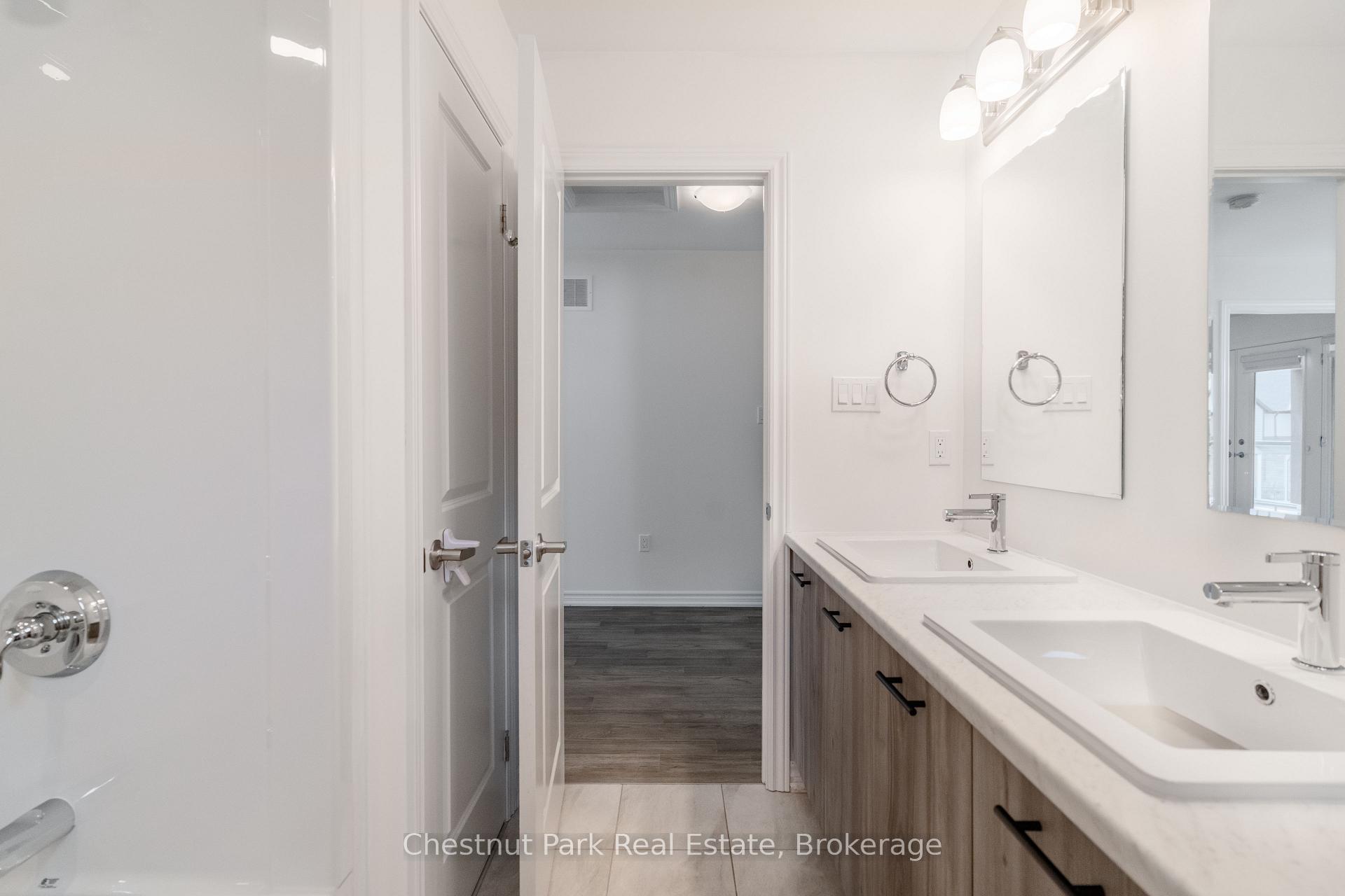 4 Bedroom Other's Image 34
