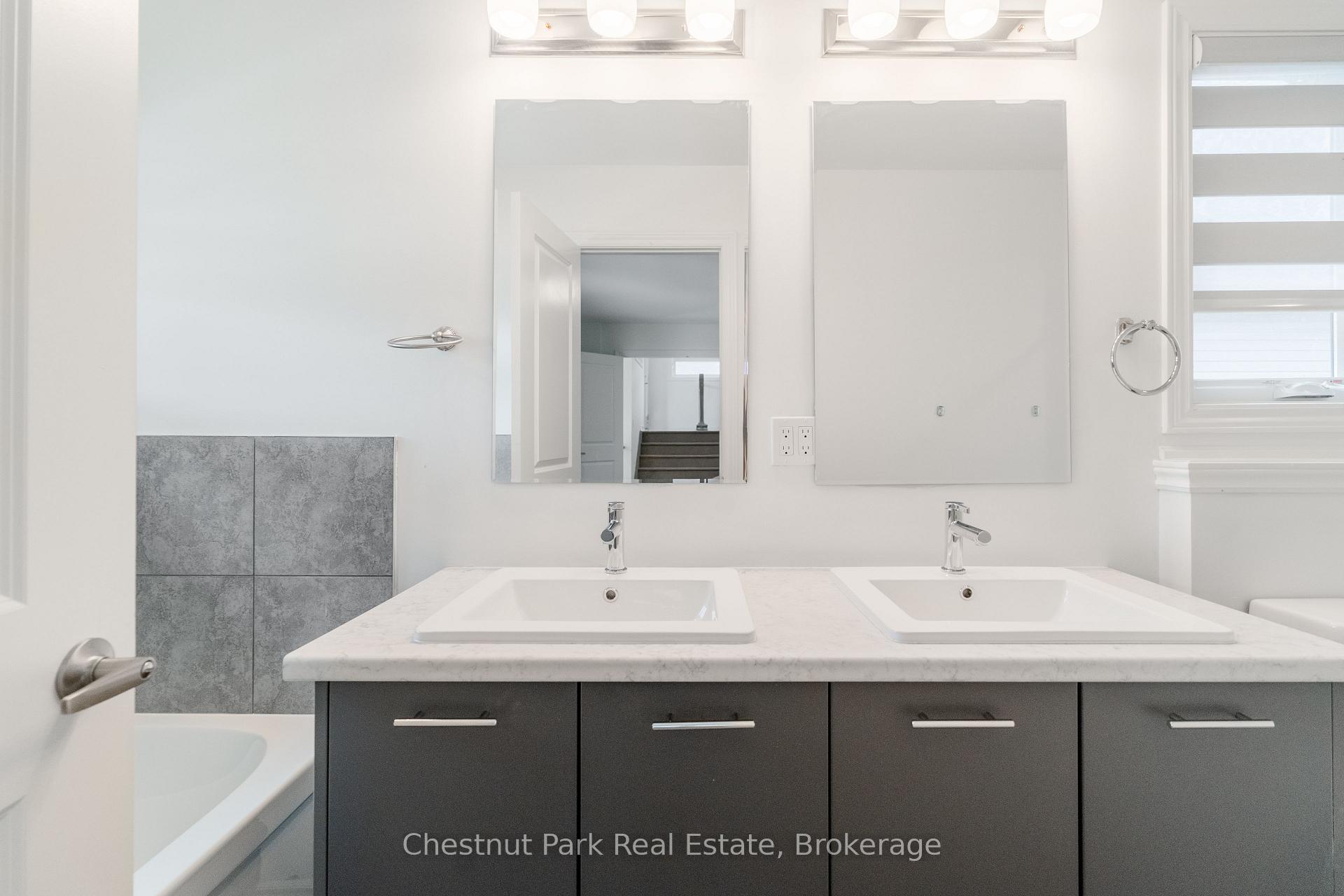 4 Bedroom Other's Image 28