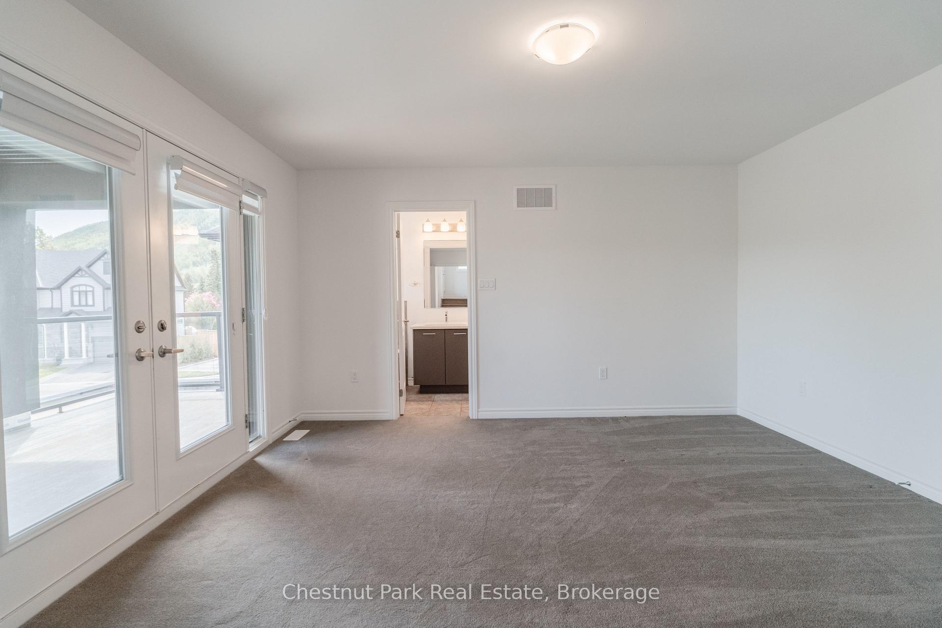 4 Bedroom Other's Image 23