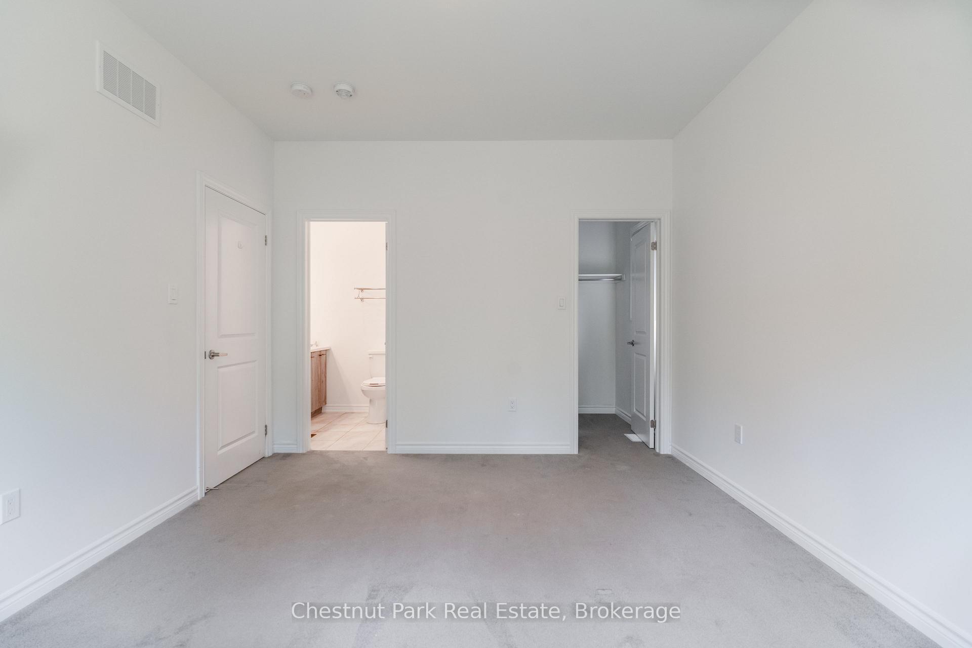 4 Bedroom Other's Image 16