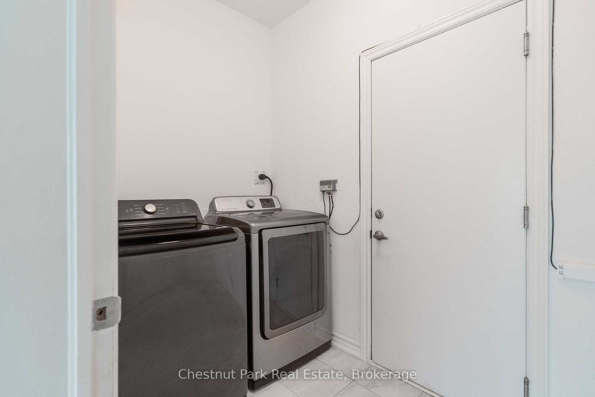 4 Bedroom Other's Image 11