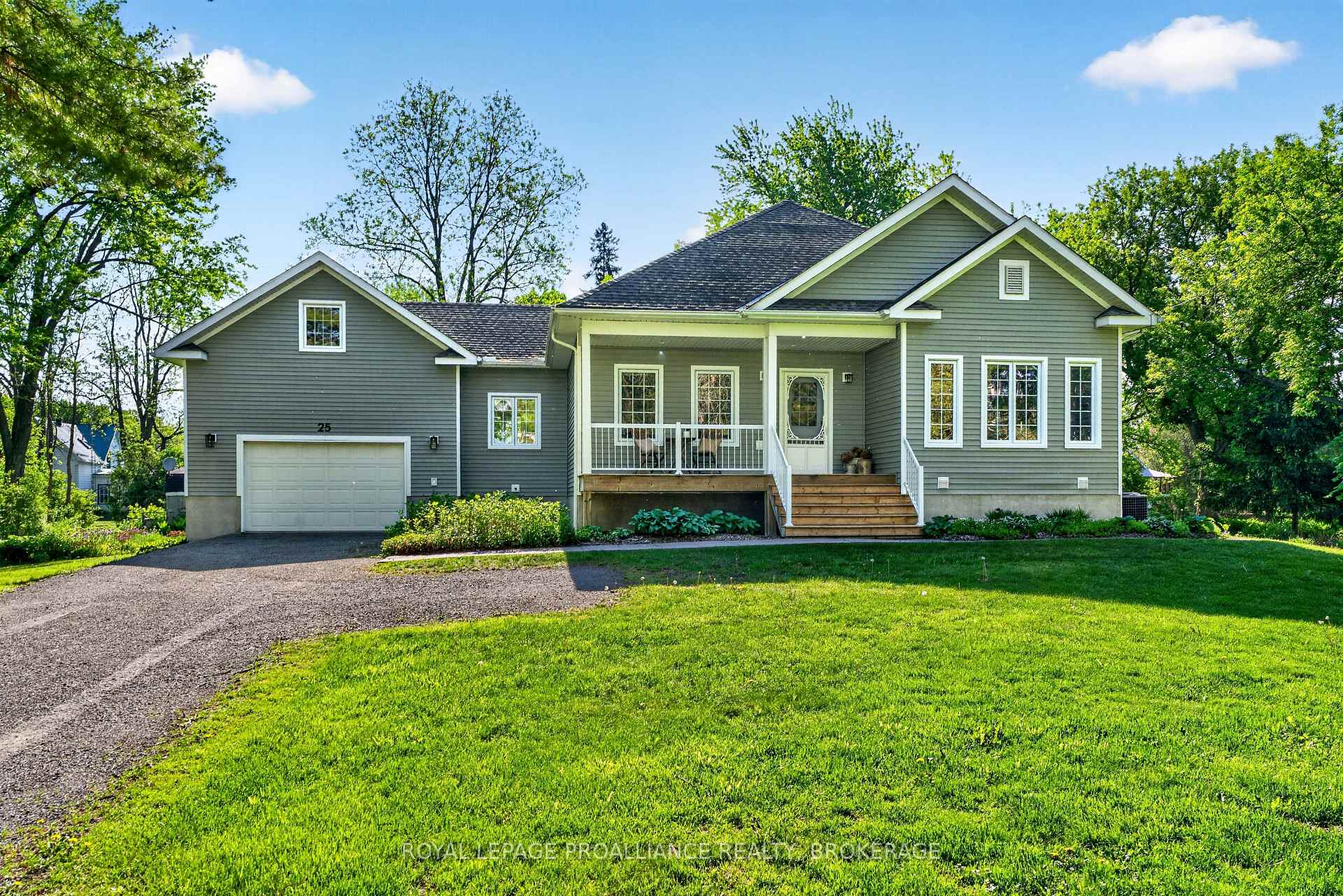 25 George Street E Westport Ontario Canada Sale residential Sandi Branker Zolo Realty, Brokerage*