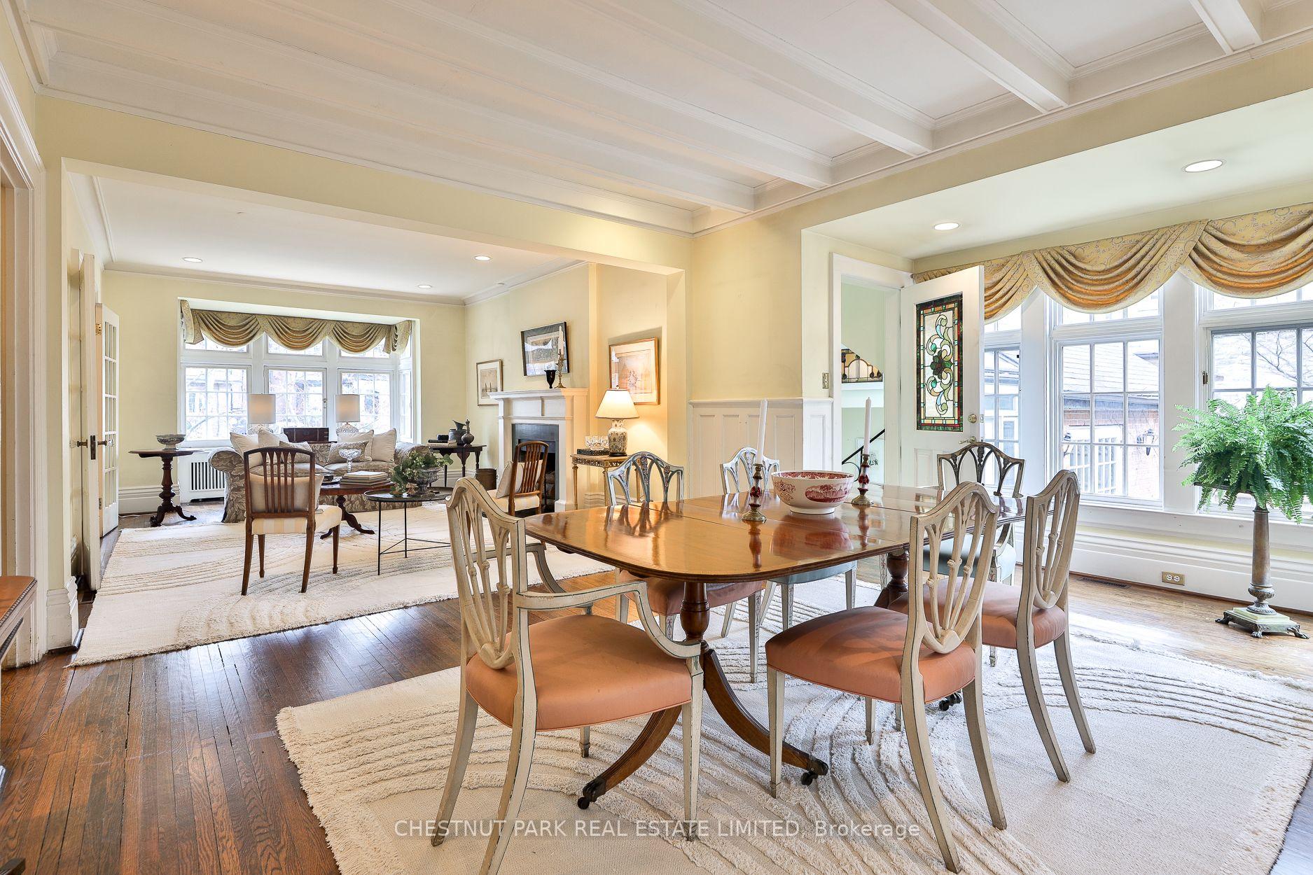 7 Bedroom Single Family Home/House's Image 8