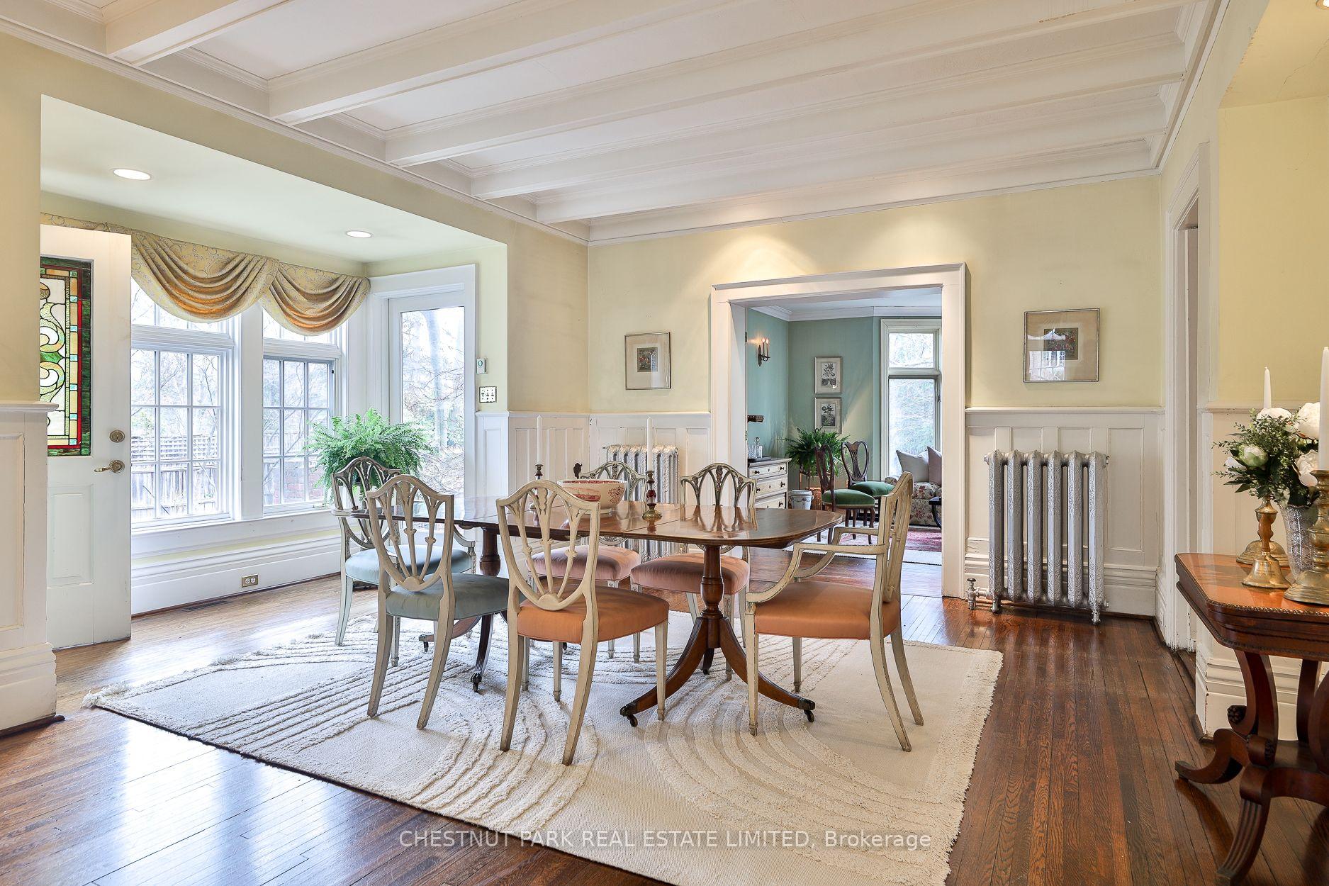 7 Bedroom Single Family Home/House's Image 7