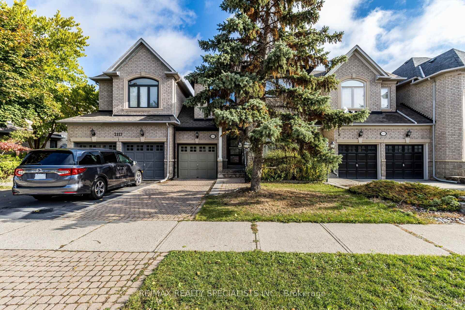 2115 Pinevalley Crescent Oakville Ontario Canada Rented residential Gurdeep Sandhu Brokerage Information: Not available, please contact website owner