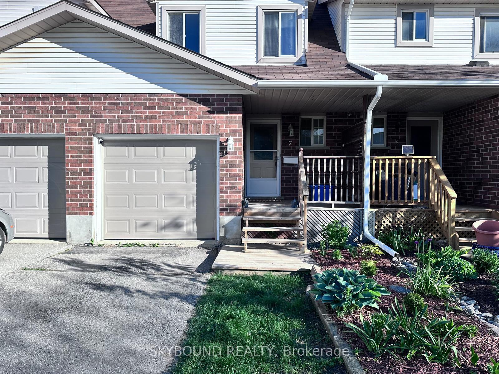 7 - 360 Cornridge Place Waterloo Ontario Canada Rent residential Navien Goel Skybound Realty, Brokerage