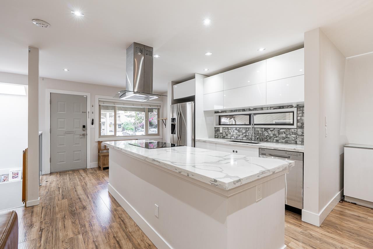15784 MCBETH ROAD Surrey British Columbia Canada Sale residential Cindy Poppy HomeLife Benchmark Realty Corp.