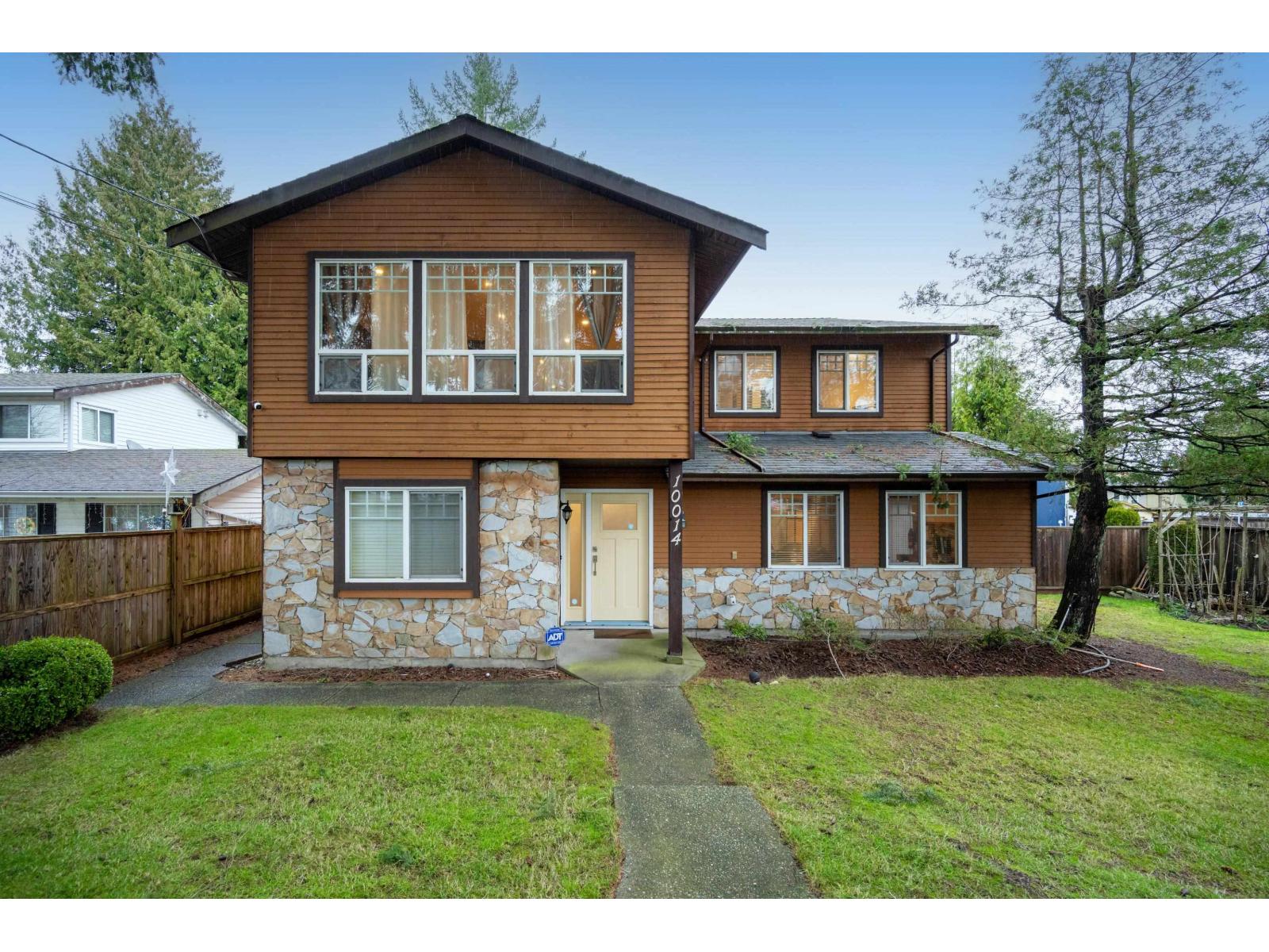 10014 156 STREET Surrey British Columbia Canada Sale residential Sharon Mason HomeLife Benchmark Titus Realty