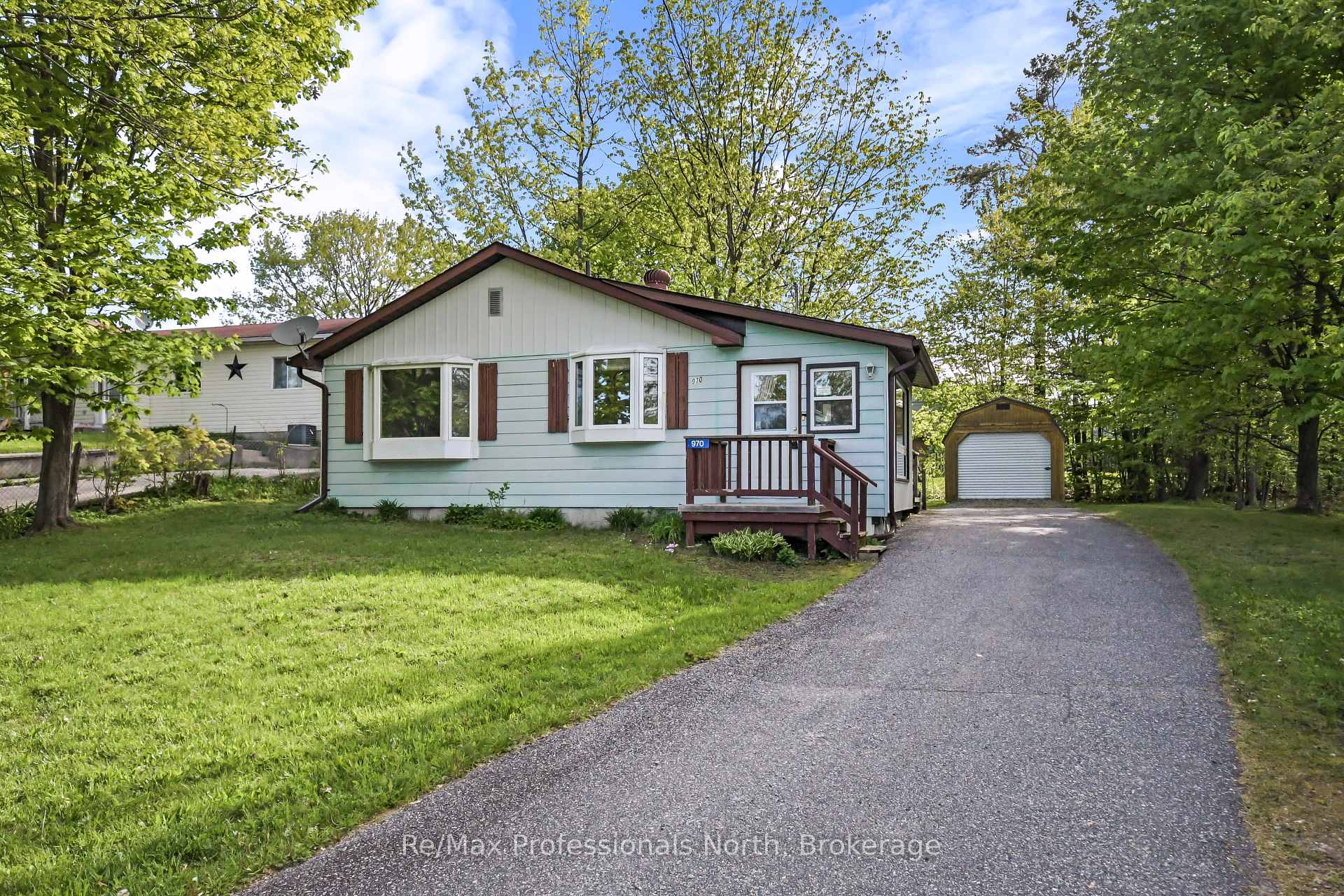 970 First Street S Gravenhurst Ontario Canada Sale residential Becky Spencer Keller Williams Experience Realty, Brokerage*