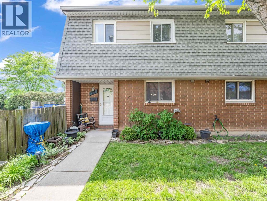 6701 Rose-ville Garden DRIVE Windsor Ontario Canada Sale residential Jagdev Khakh BOB PEDLER REAL ESTATE LIMITED - 560