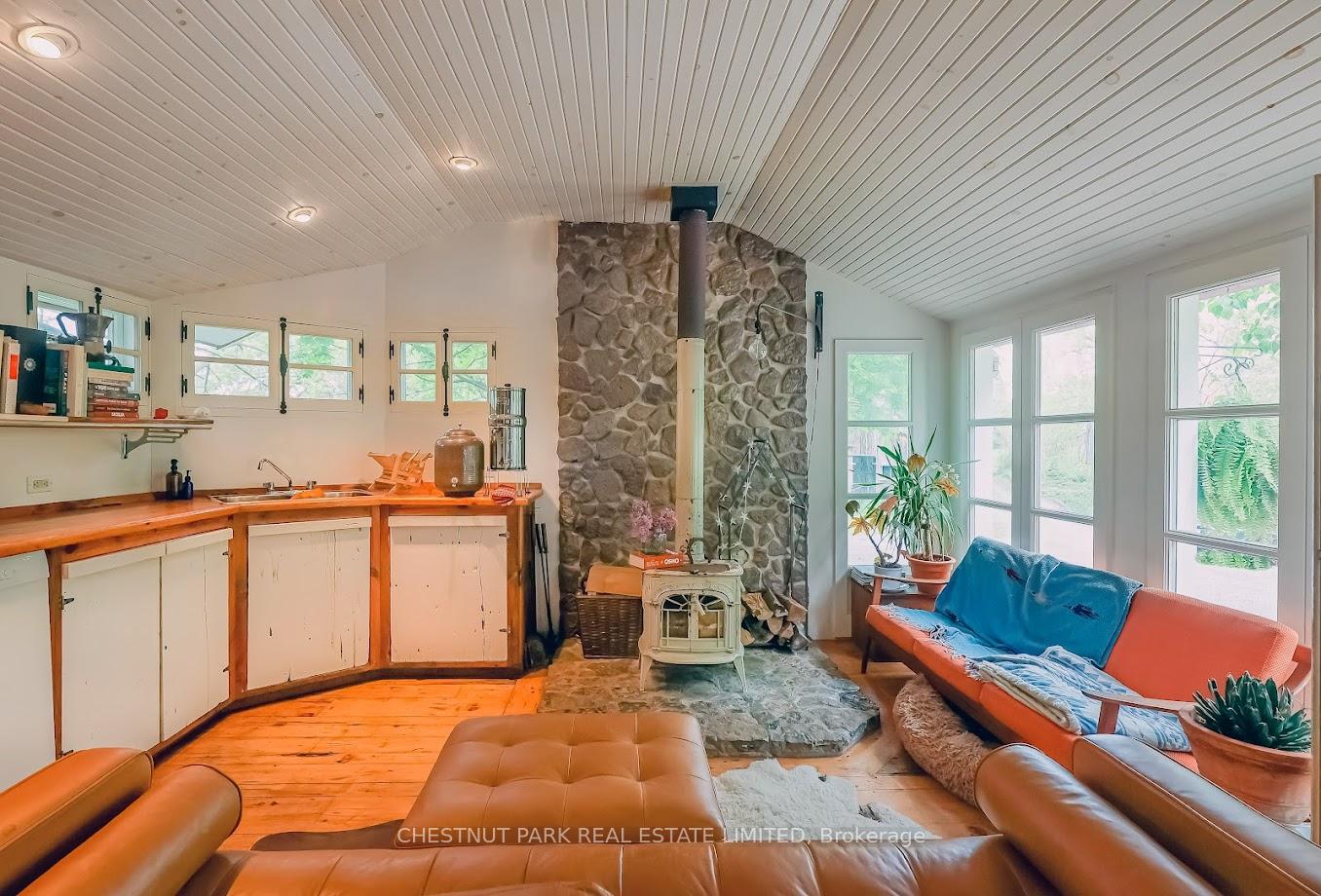 2 Bedroom Single Family Home/House's Image 23