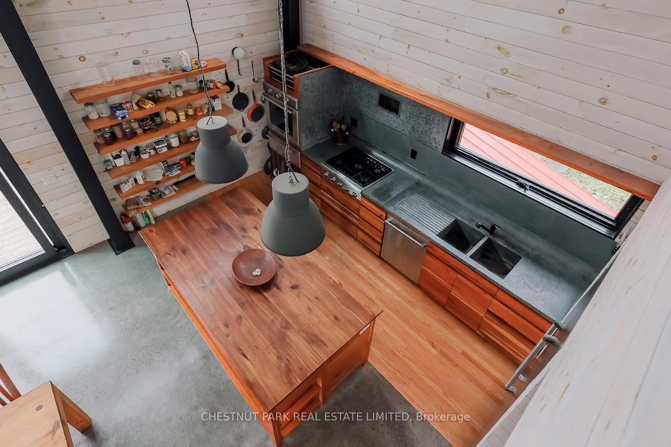 2 Bedroom Single Family Home/House's Image 11