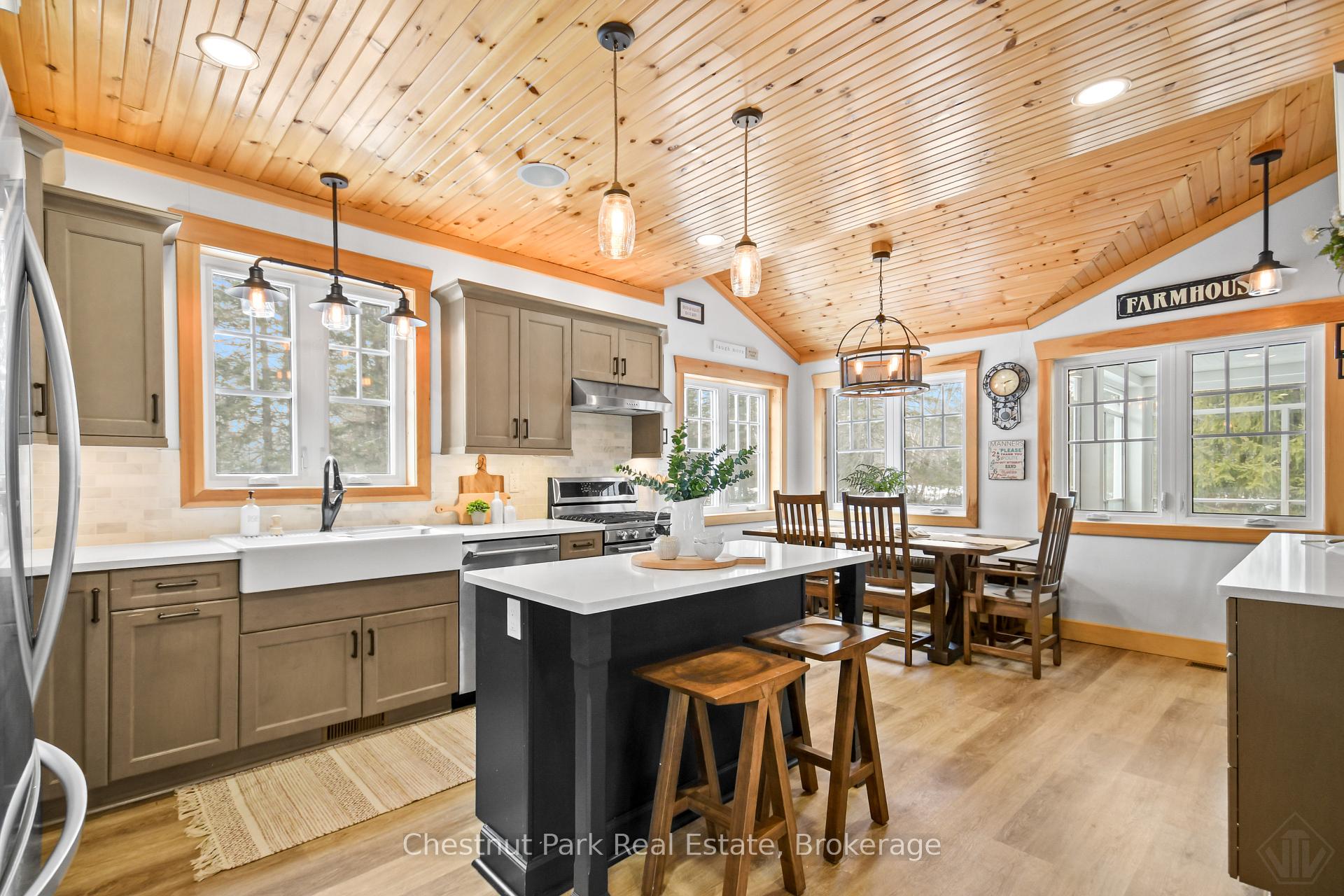 3 Bedroom Single Family Home/House's Image 9