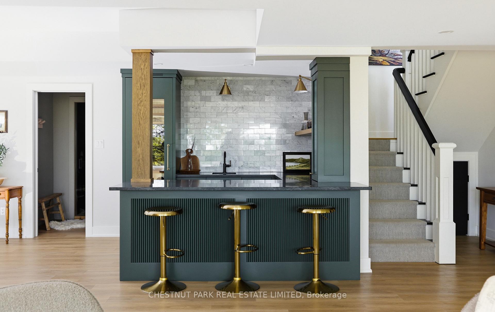 5 Bedroom Single Family Home/House's Image 31