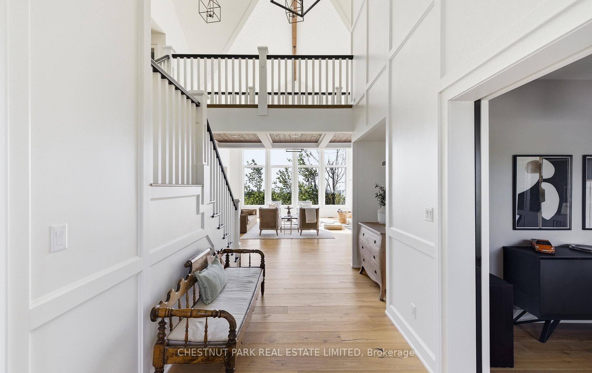 5 Bedroom Single Family Home/House's Image 3