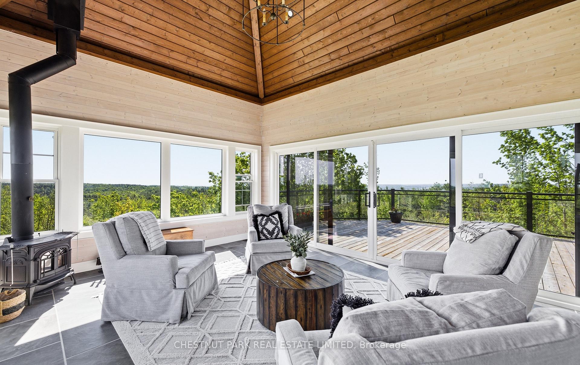 5 Bedroom Single Family Home/House's Image 13